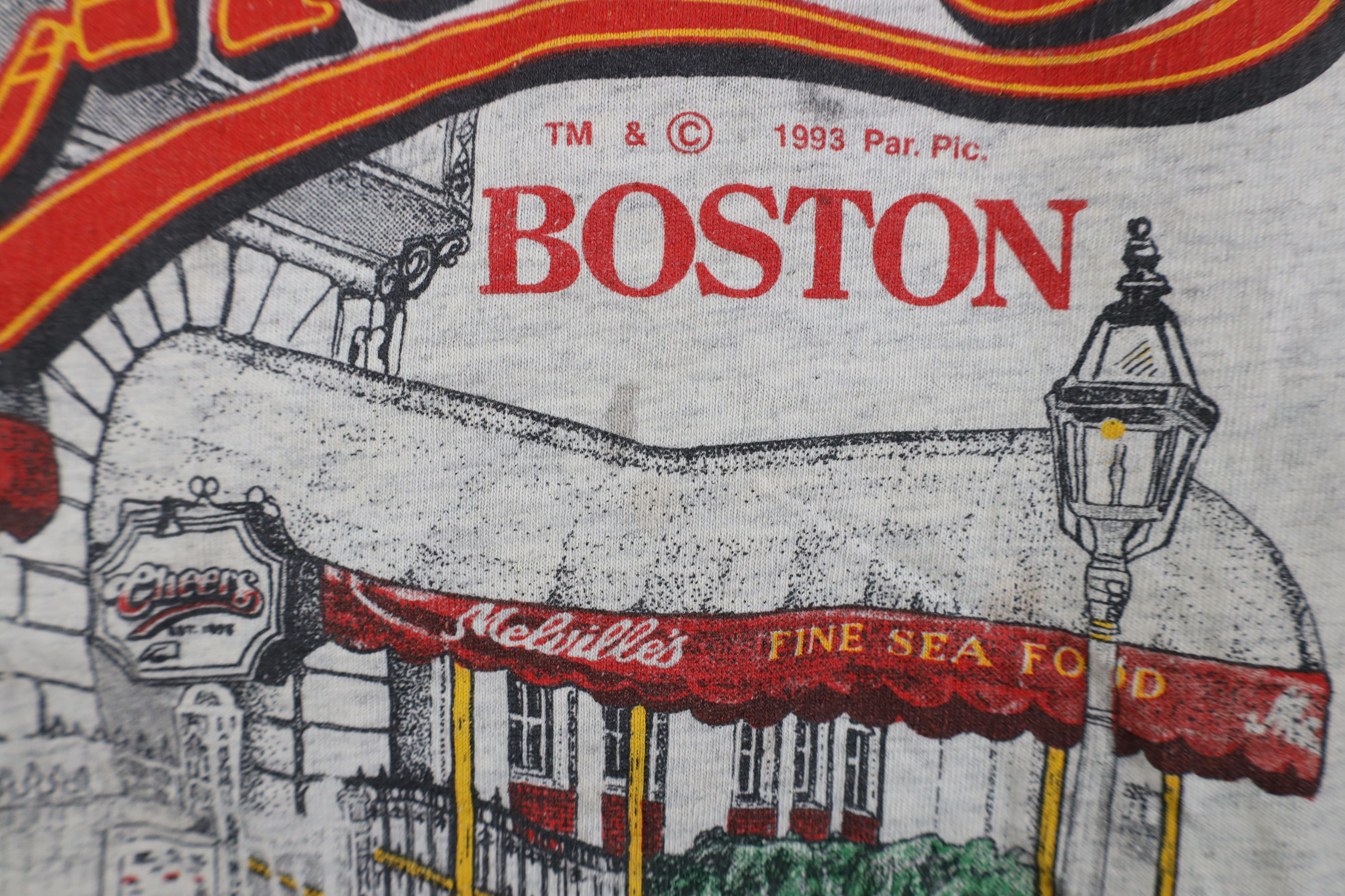 Vintage Vintage 90s Streetwear Spell Out Cheers Boston T-Shirt USA Size US L / EU 52-54 / 3 - 5 Thumbnail