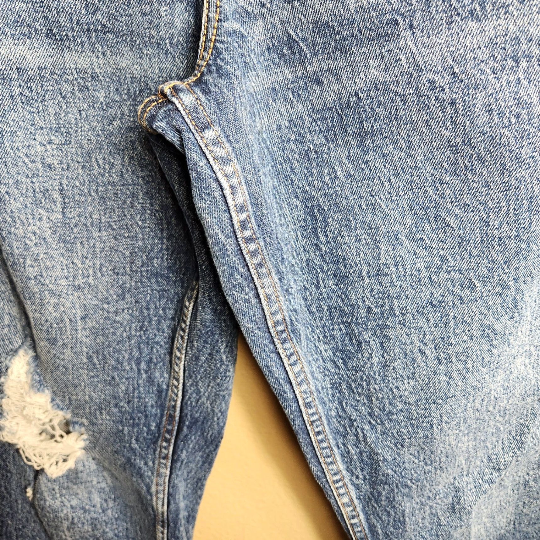 Abercrombie & Fitch Abercrombie & Fitch Womens Skinny High Rise Distressed Jeans 16/33 Jeans Blue 5-Pocket Festival Bohemian Distressed Stretch Mens Girls Womens? Size 38" / US 16 / IT 52 - 4 Thumbnail