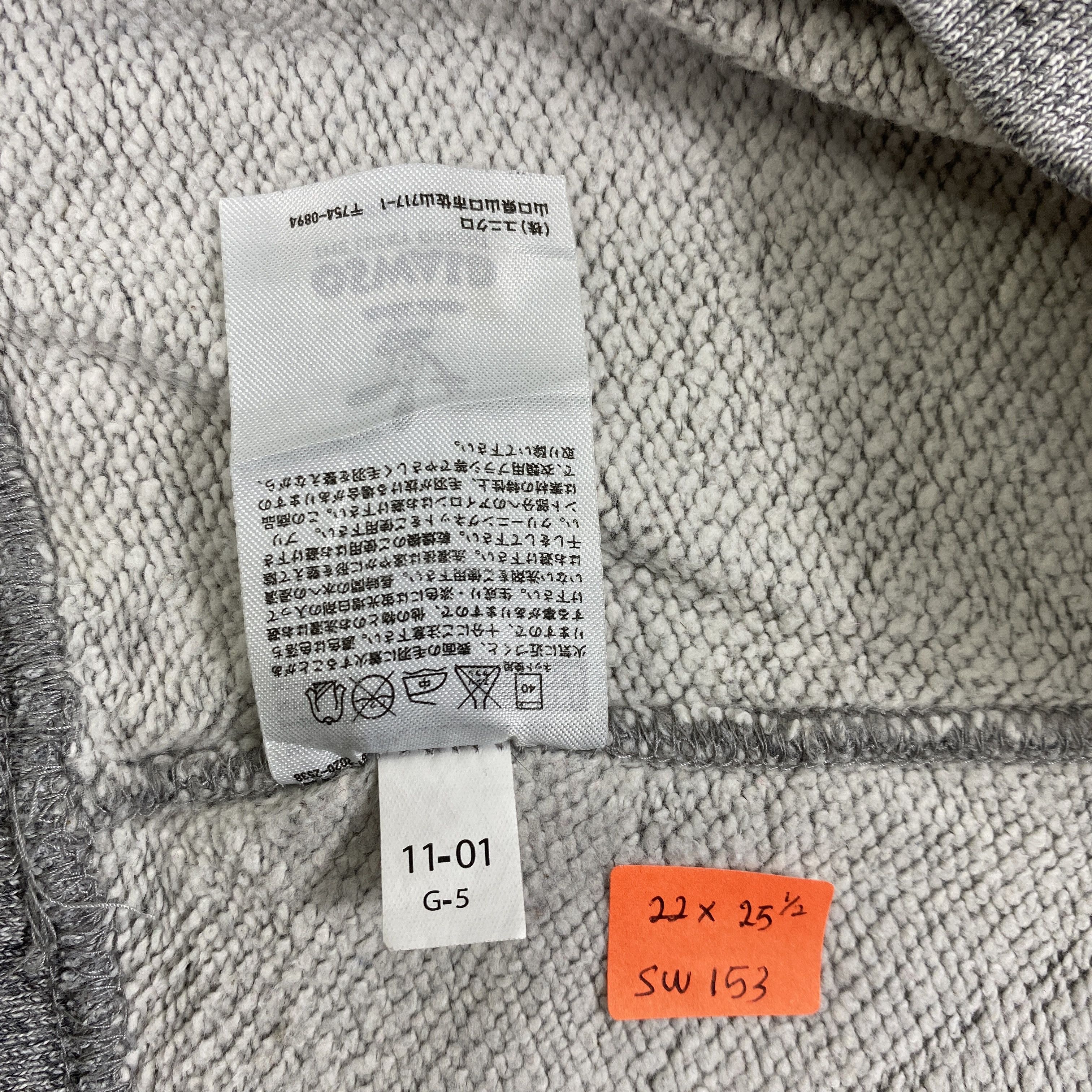 Japanese Brand Vintage Disney Oswald the Lucky Rabbit Sweatshirt -SW153 Size US M / EU 48-50 / 2 - 7 Thumbnail