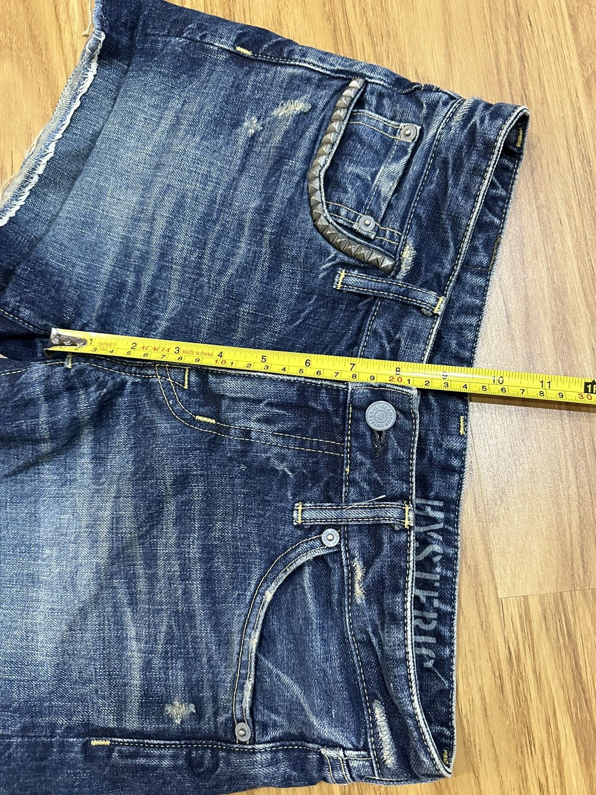 Hysteric Glamour Hysteric Glamour Studded Low Rise Denim Short Size 28" / US 6 / IT 42 - 10 Thumbnail