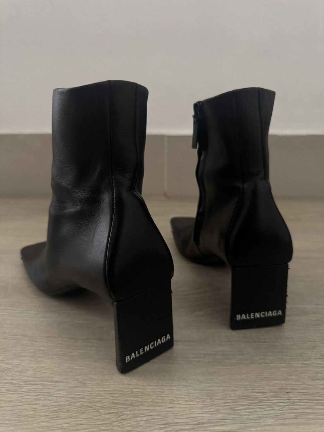 Balenciaga Balenciaga Boots Carrera lux leather Side zip square toe Size US 7 / IT 37 - 2 Thumbnail