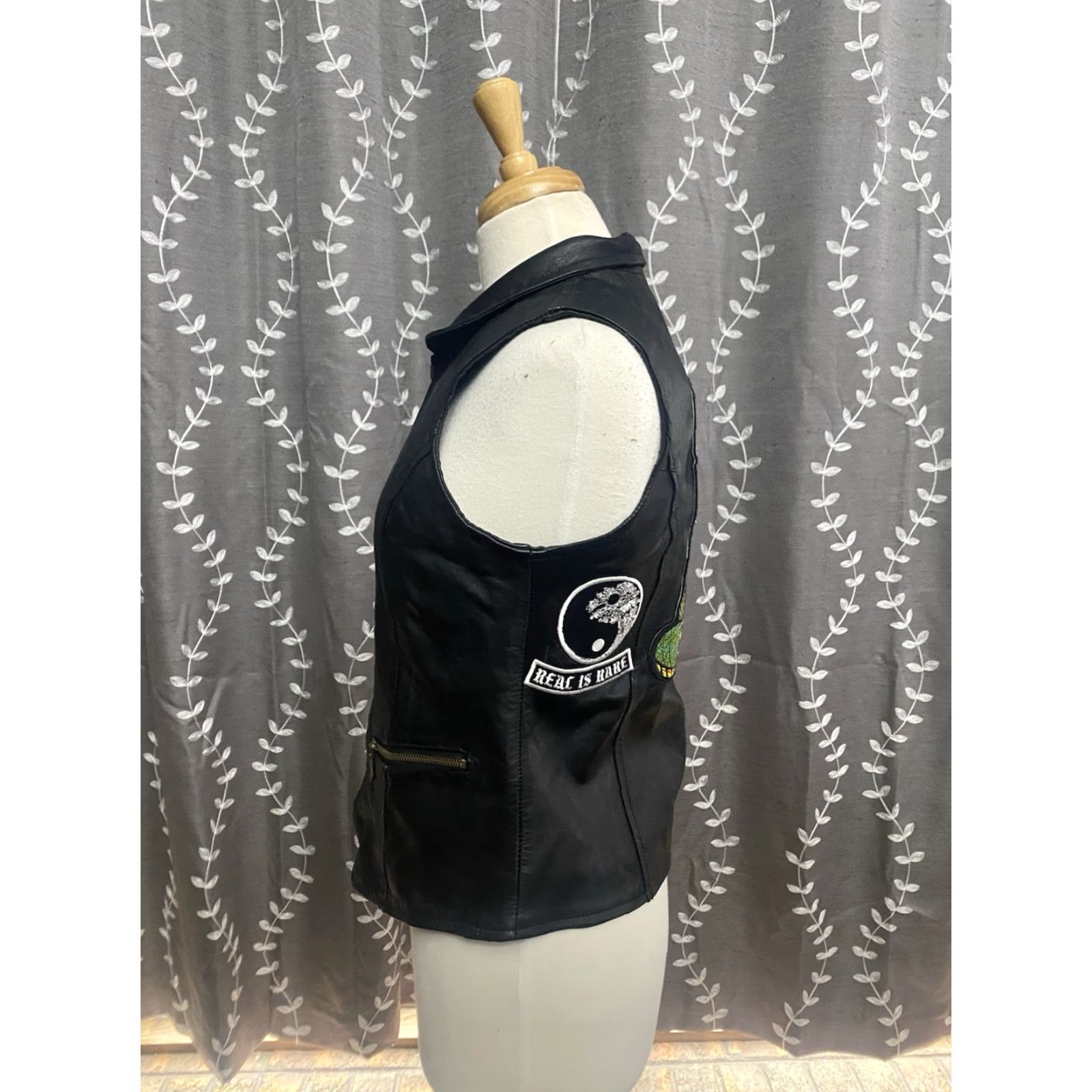 Vintage VINTAGE Allstate Leather Vest Zip Up Cobra Patch Black Medium Adult Size Medium Size US L / EU 52-54 / 3 - 3 Thumbnail