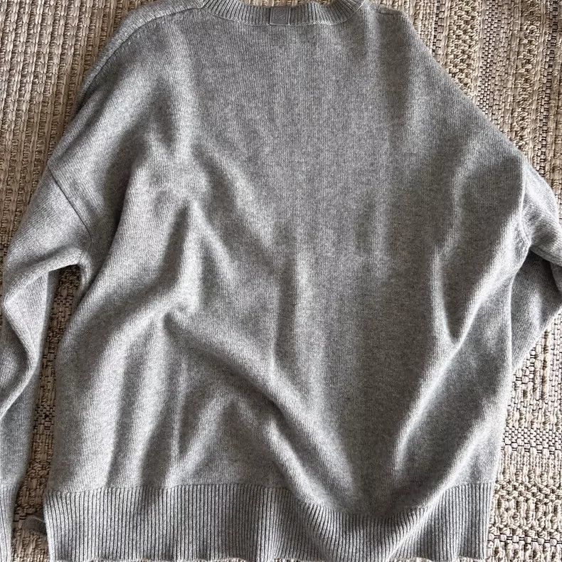 Loewe LOEWE Grey cashmere sweater Size US S / EU 44-46 / 1 - 7 Thumbnail