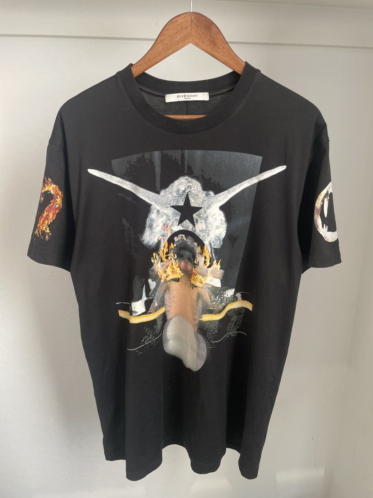 Givenchy Givenchy Voodoo T Shirt Size US S / EU 44-46 / 1 - 1 Thumbnail