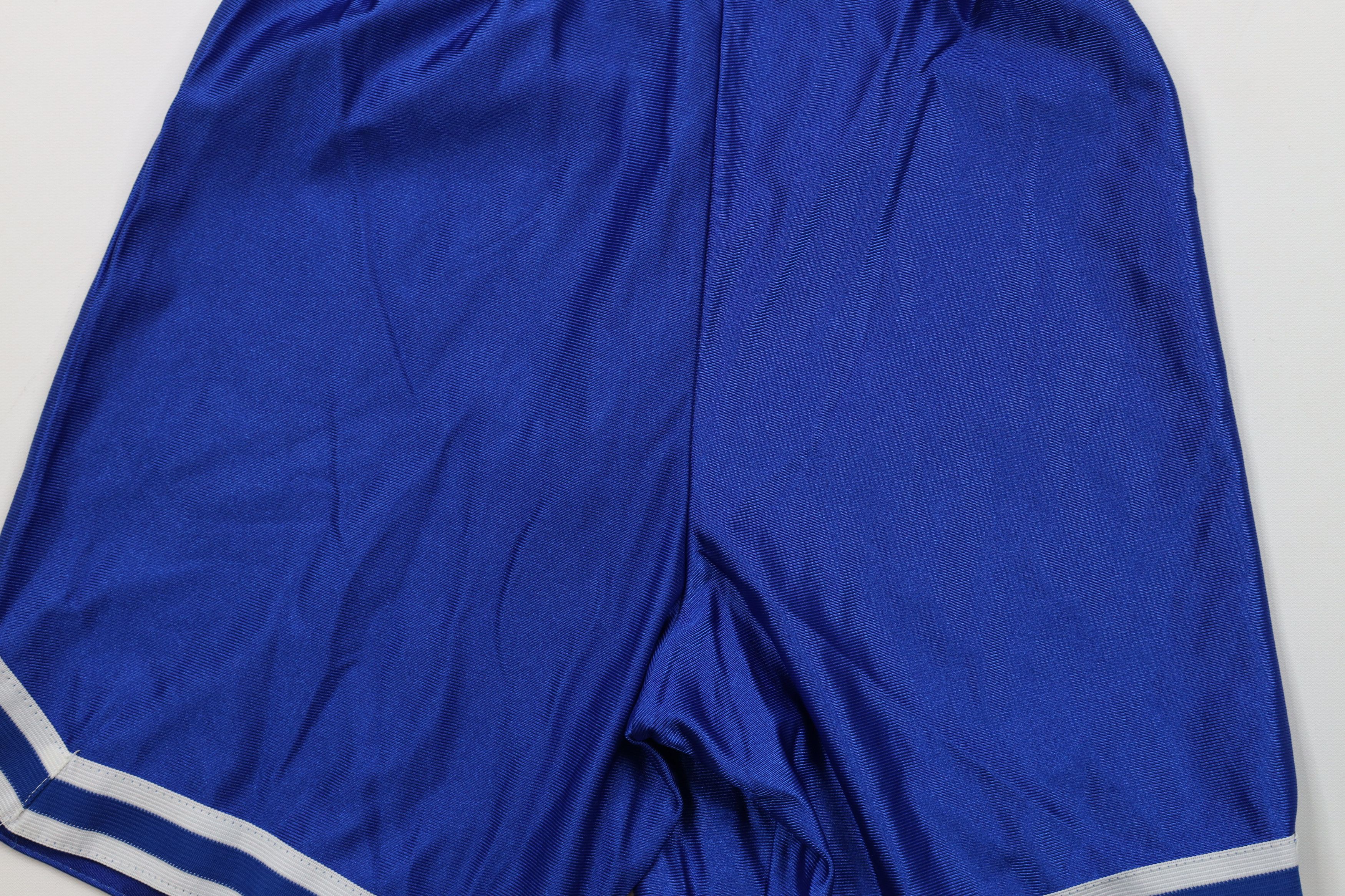 Vintage Vintage 90s Streetwear Nylon Basketball Shorts Blue USA Size US 30 / EU 46 - 10 Thumbnail