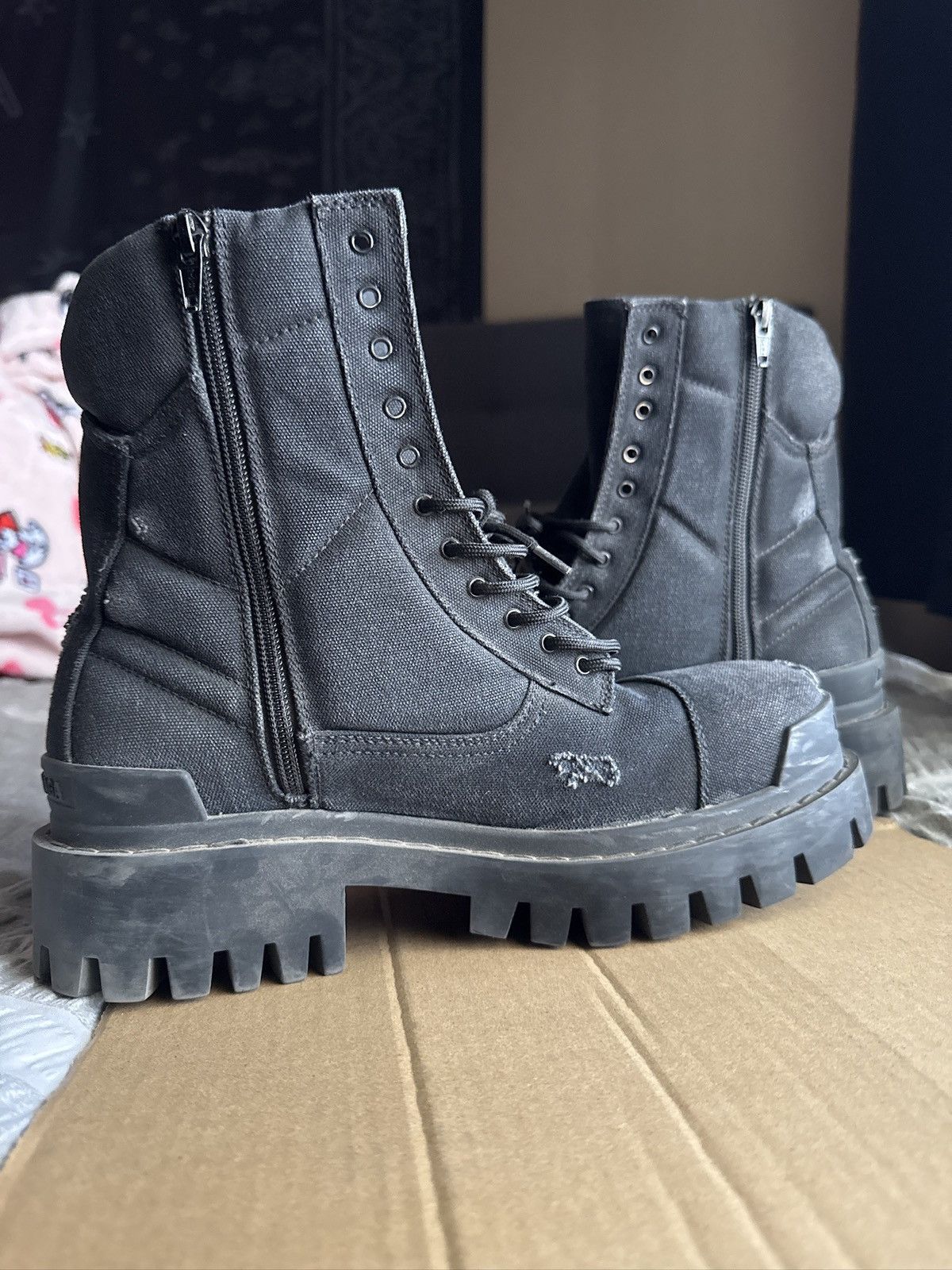 Balenciaga Balenciaga Canvas Strike Boots Size US 8 / EU 41 - 12 Thumbnail