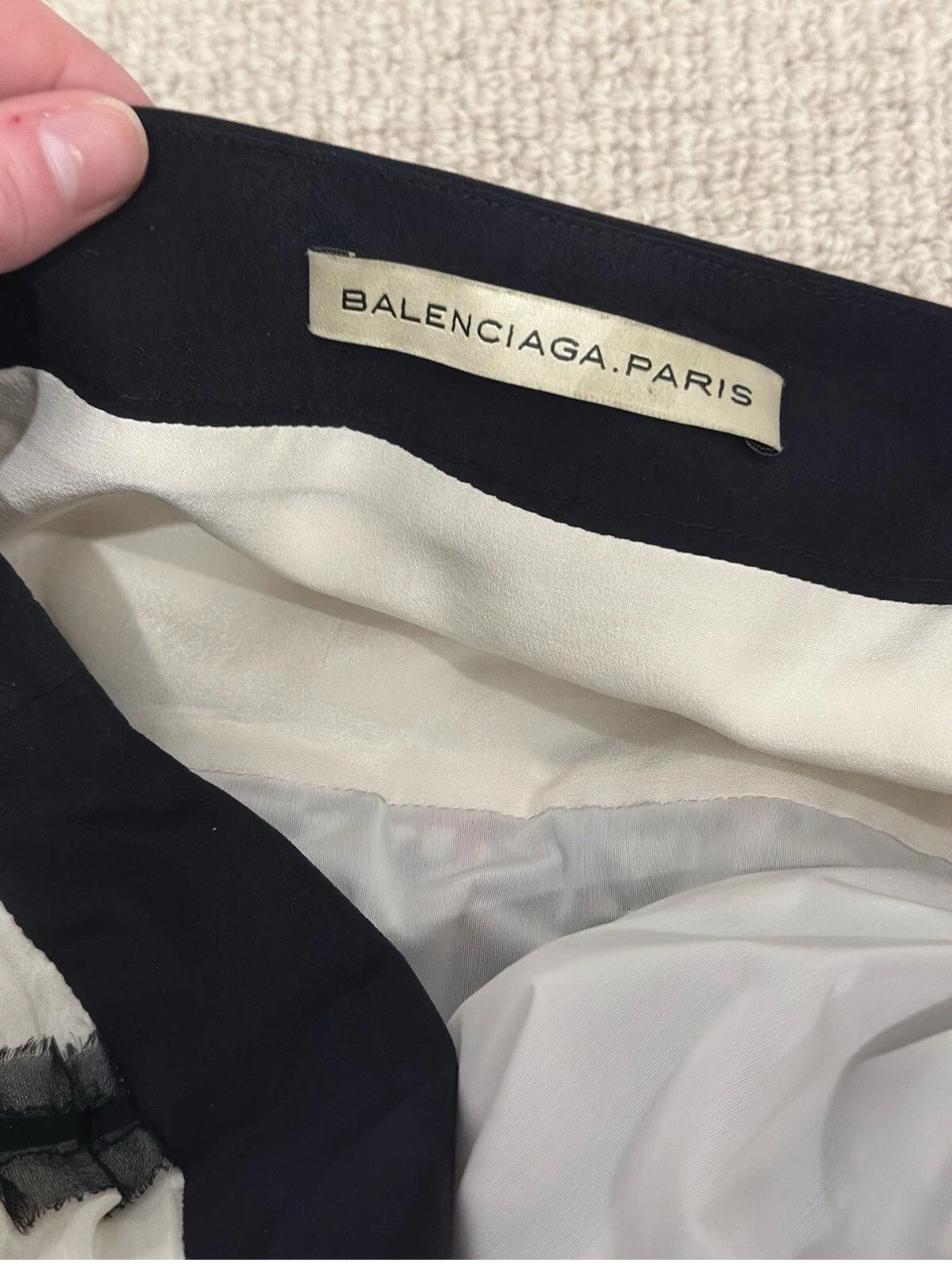 Balenciaga Balenciaga Nicolas Ghesquiere Fall 2007 Runway Silk Skirt Size 28" / US 6 / IT 42 - 3 Thumbnail