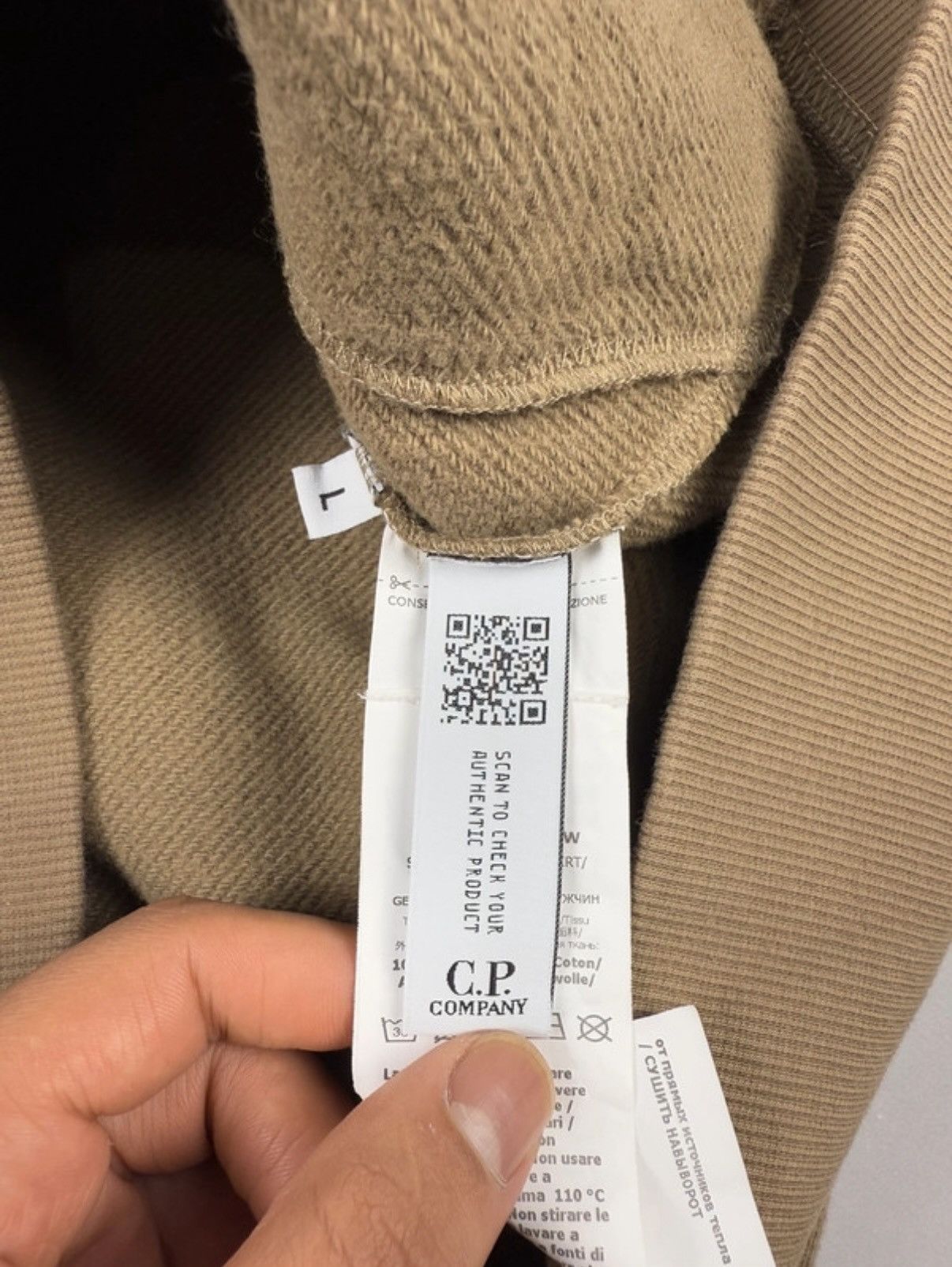 C.P. Company C.P. Company brown veste whit zip classic Size US L / EU 52-54 / 3 - 9 Thumbnail