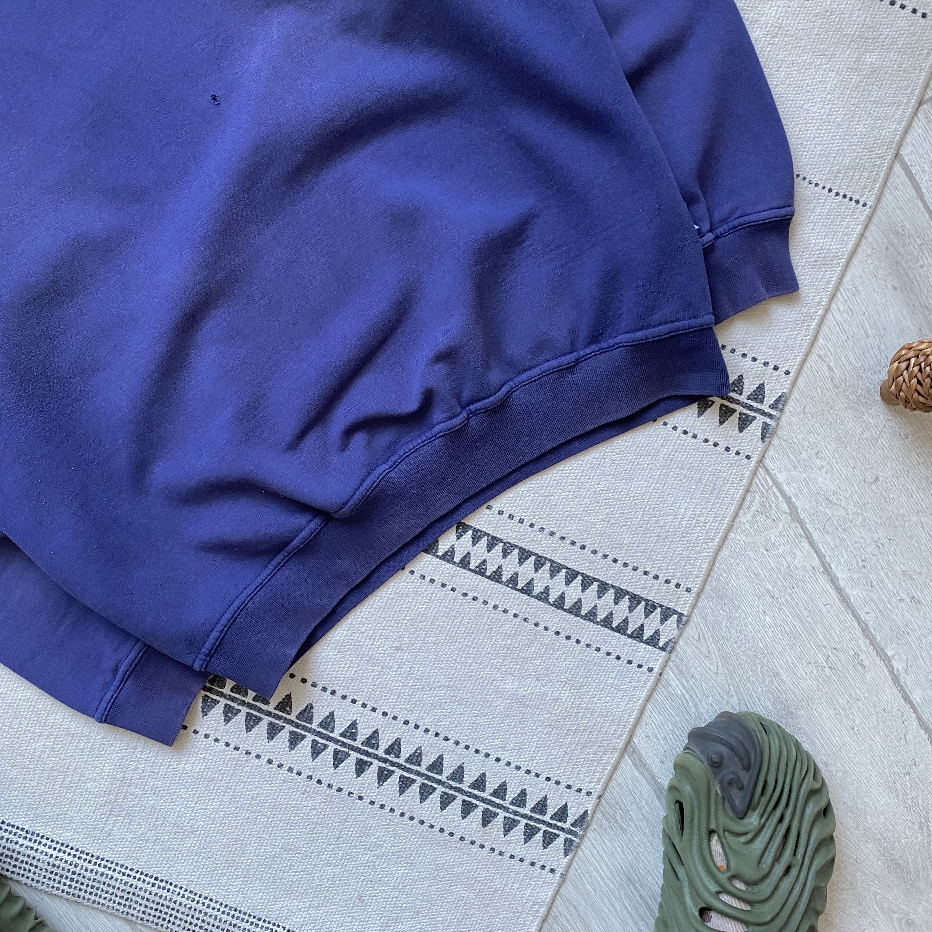 Adidas TRASHED Vintage 90s Adidas boxy sweatshirt mini logo Size US S / EU 44-46 / 1 - 3 Thumbnail