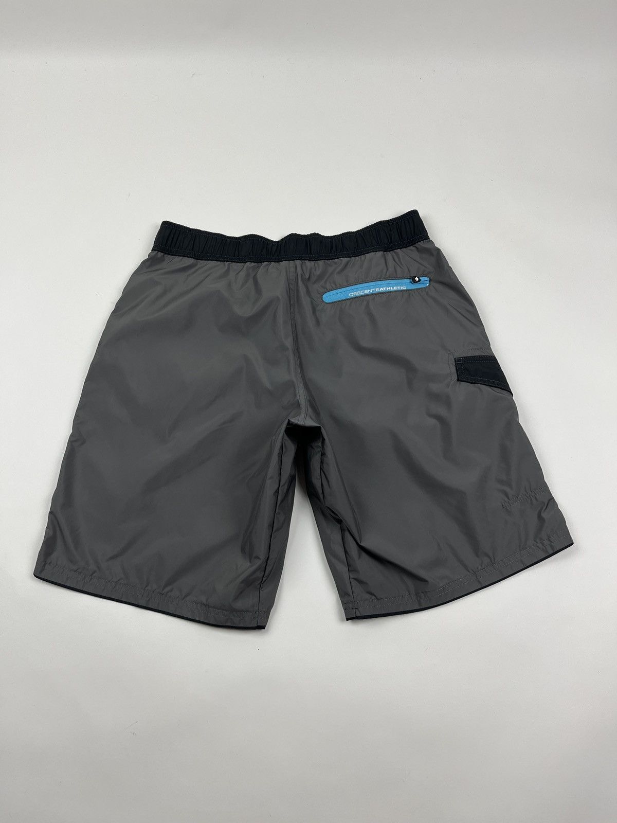 Descente Descente Athletic Nylon Cargo Shorts Size US 34 / EU 50 - 4 Thumbnail