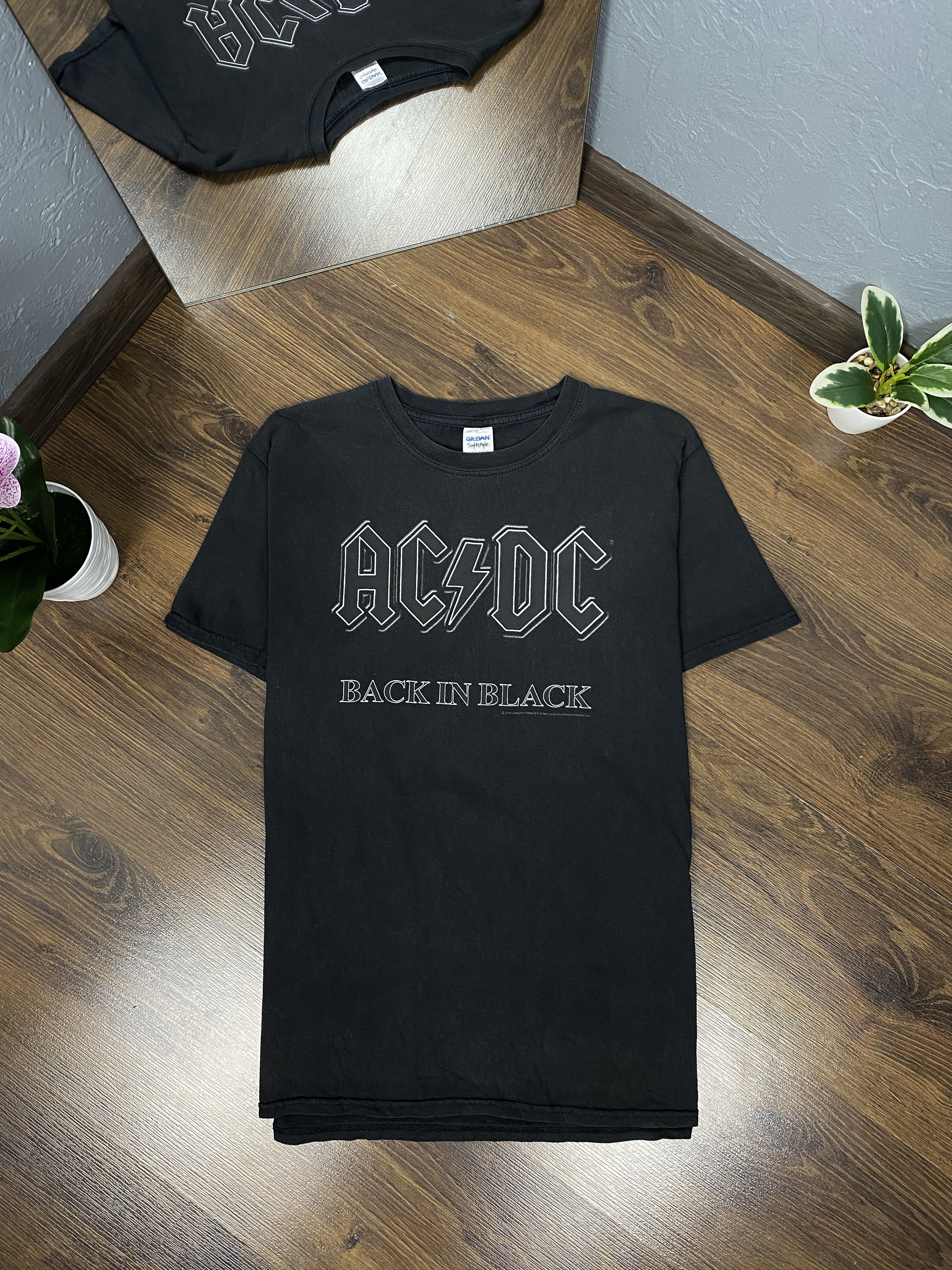 AC/DC × Band Tees Ac/Dc 2010 vintage rock band t-shirt Size US M / EU 48-50 / 2 - 1 Thumbnail