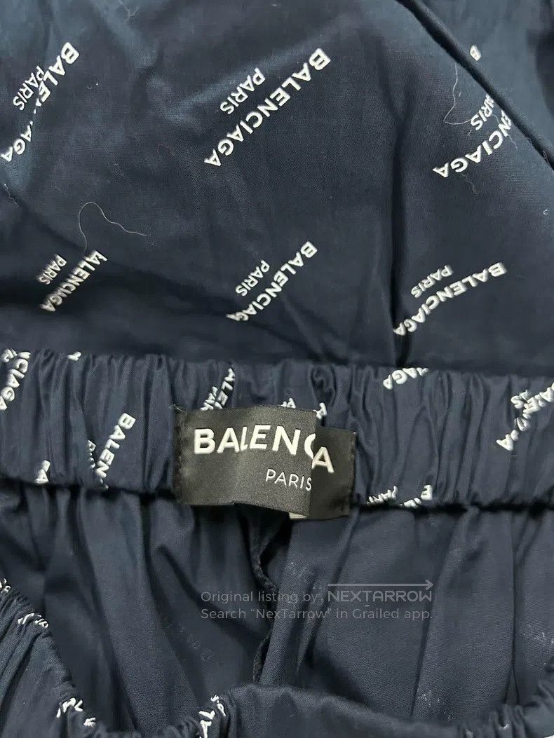 Balenciaga Balenciaga Blue Logo Lettering Elastic Waist Short Pants, Size US 28 / EU 44 - 3 Thumbnail