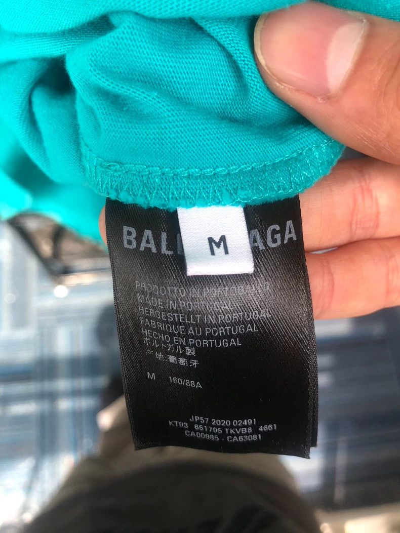 Balenciaga Balenciaga Classic short sleeve with broken holes Size US S / EU 44-46 / 1 - 4 Thumbnail