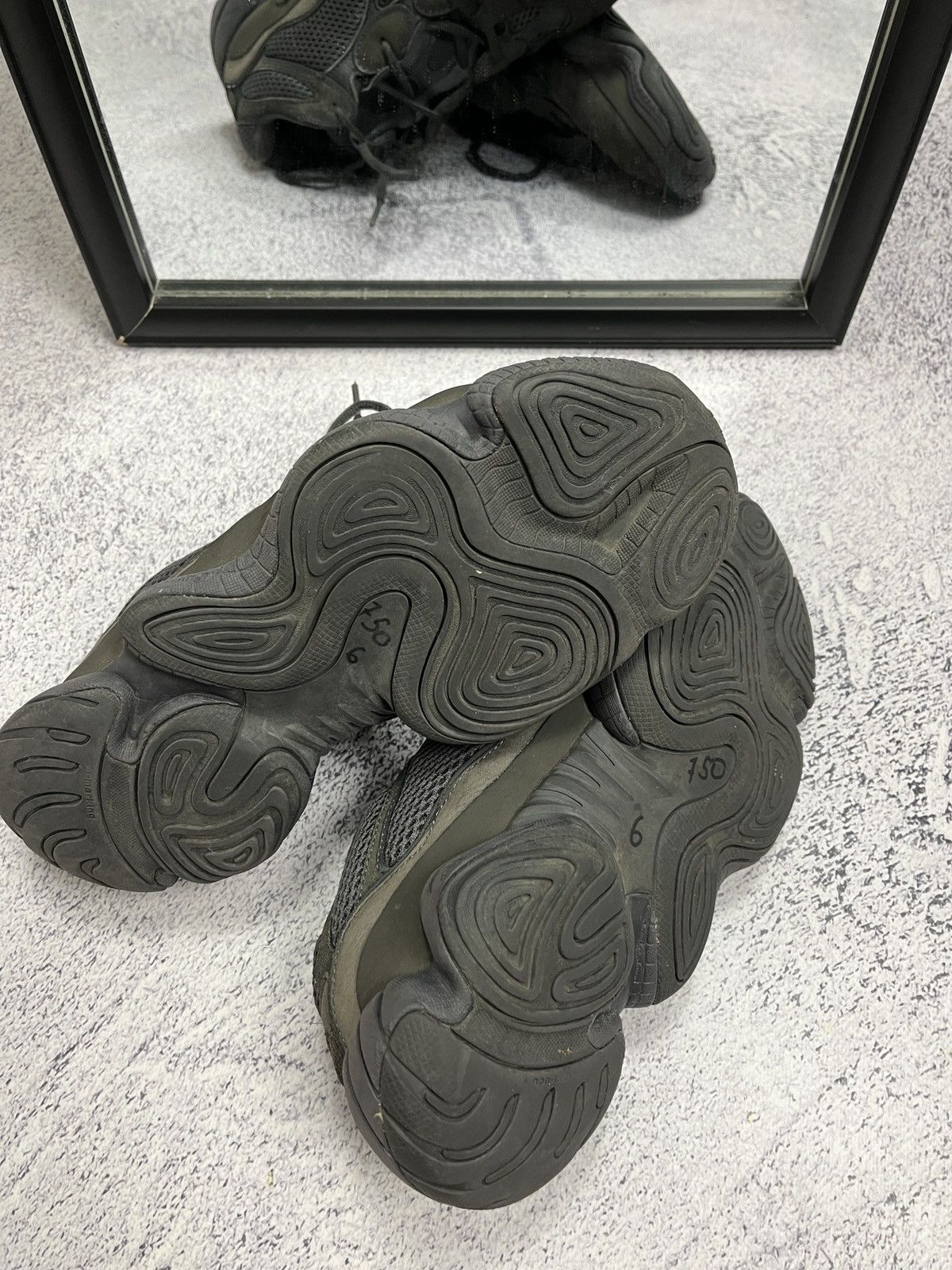 Adidas × Yeezy Adidas Yezzy Boost 500 Utility Black US 8 Size US 8 / EU 41 - 11 Thumbnail