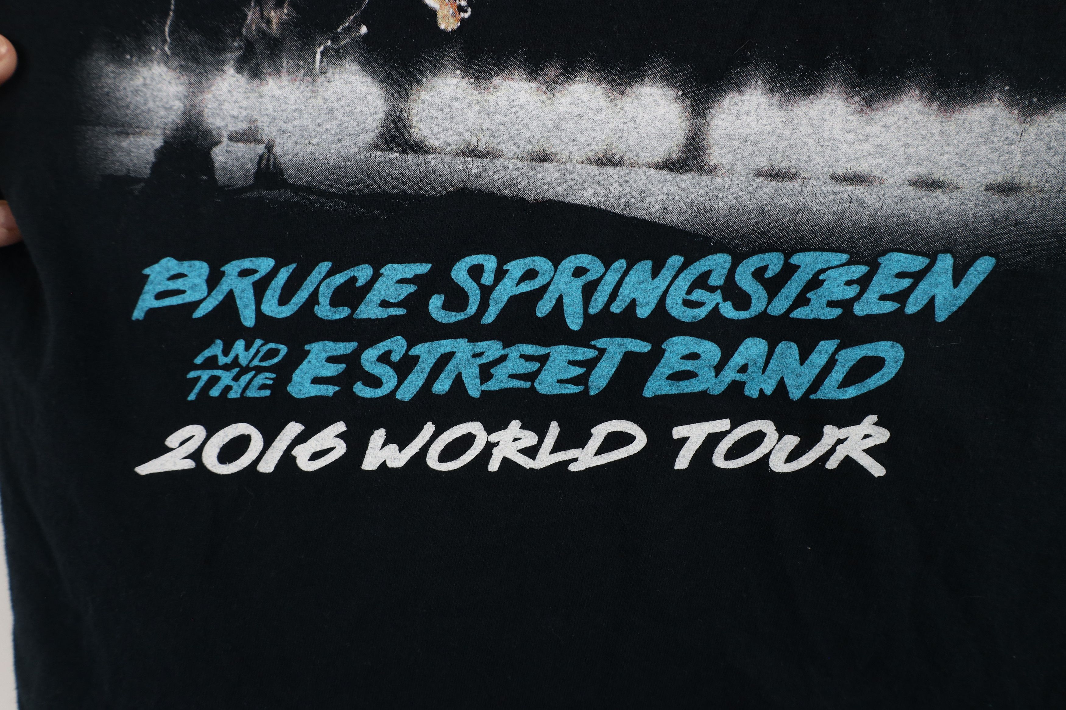 Vintage Vintage Y2K Bruce Springsteen and the E Street Band T-Shirt Size US M / EU 48-50 / 2 - 6 Thumbnail