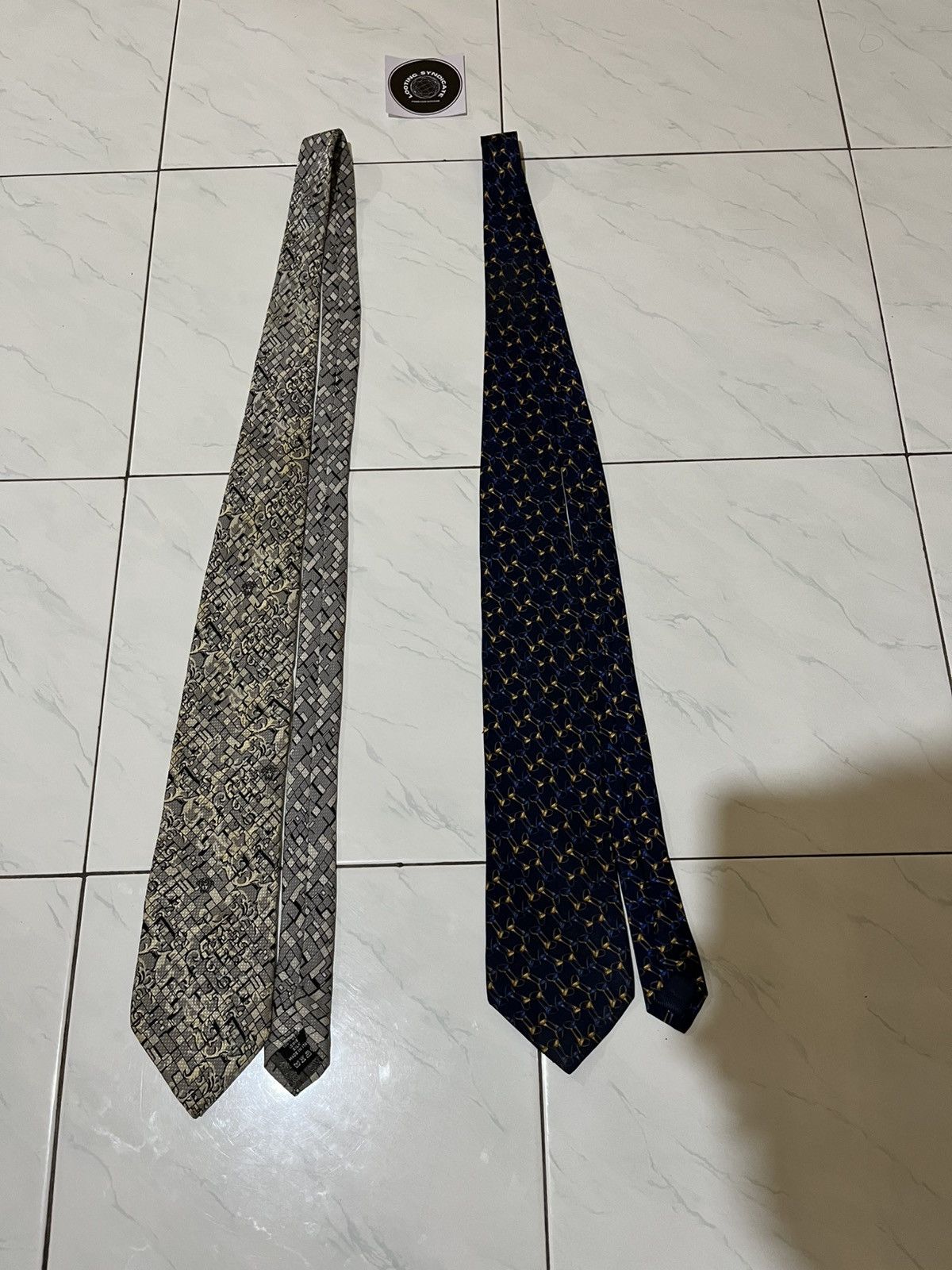 🔥 Bundle 2 Ties Gianni Versace & Celine Paris