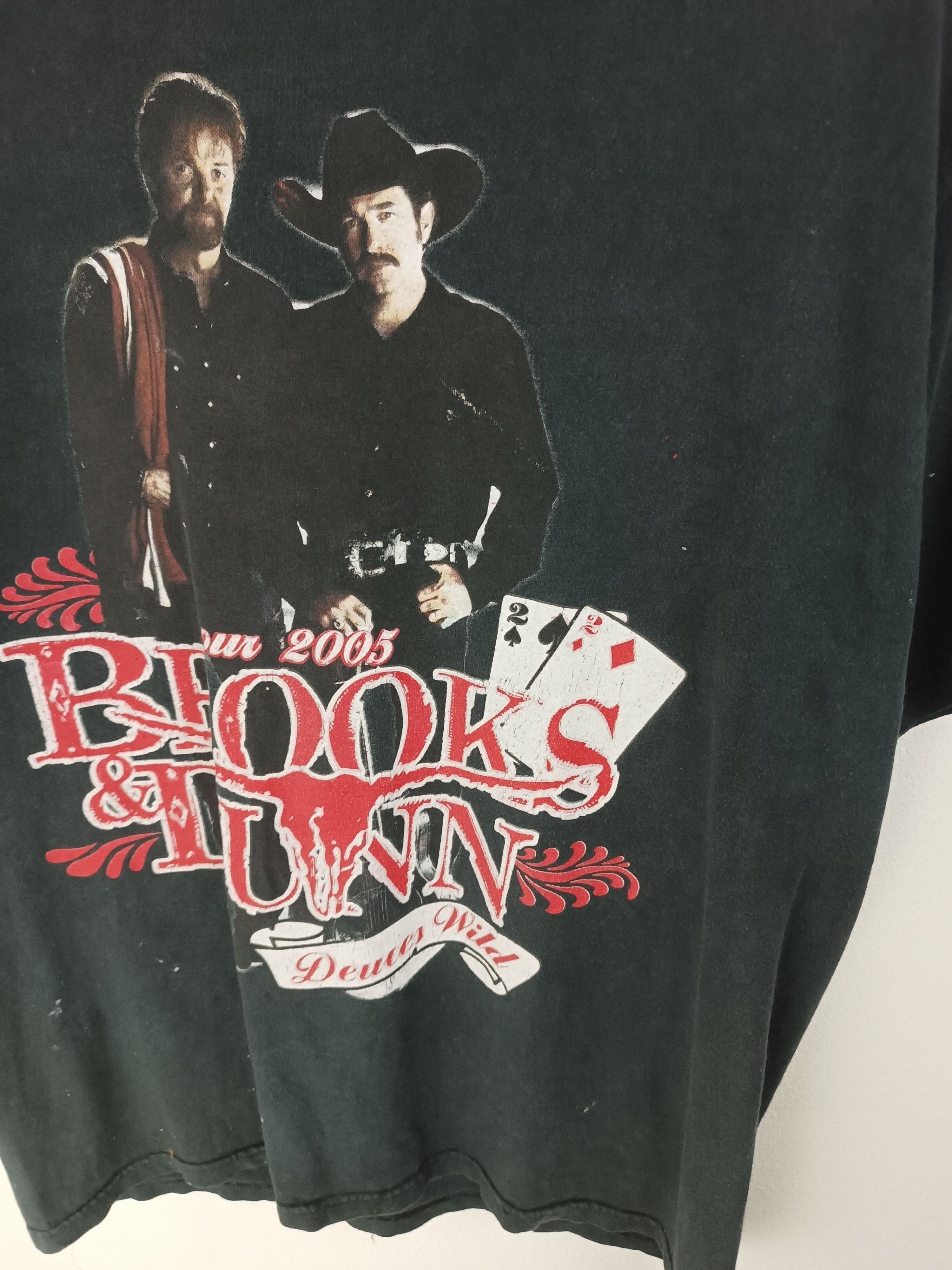 Band Tees VINTAGE 2005 BROOKS & DUNN DEUCES WILD TOUR cowboy country Size US L / EU 52-54 / 3 - 8 Thumbnail