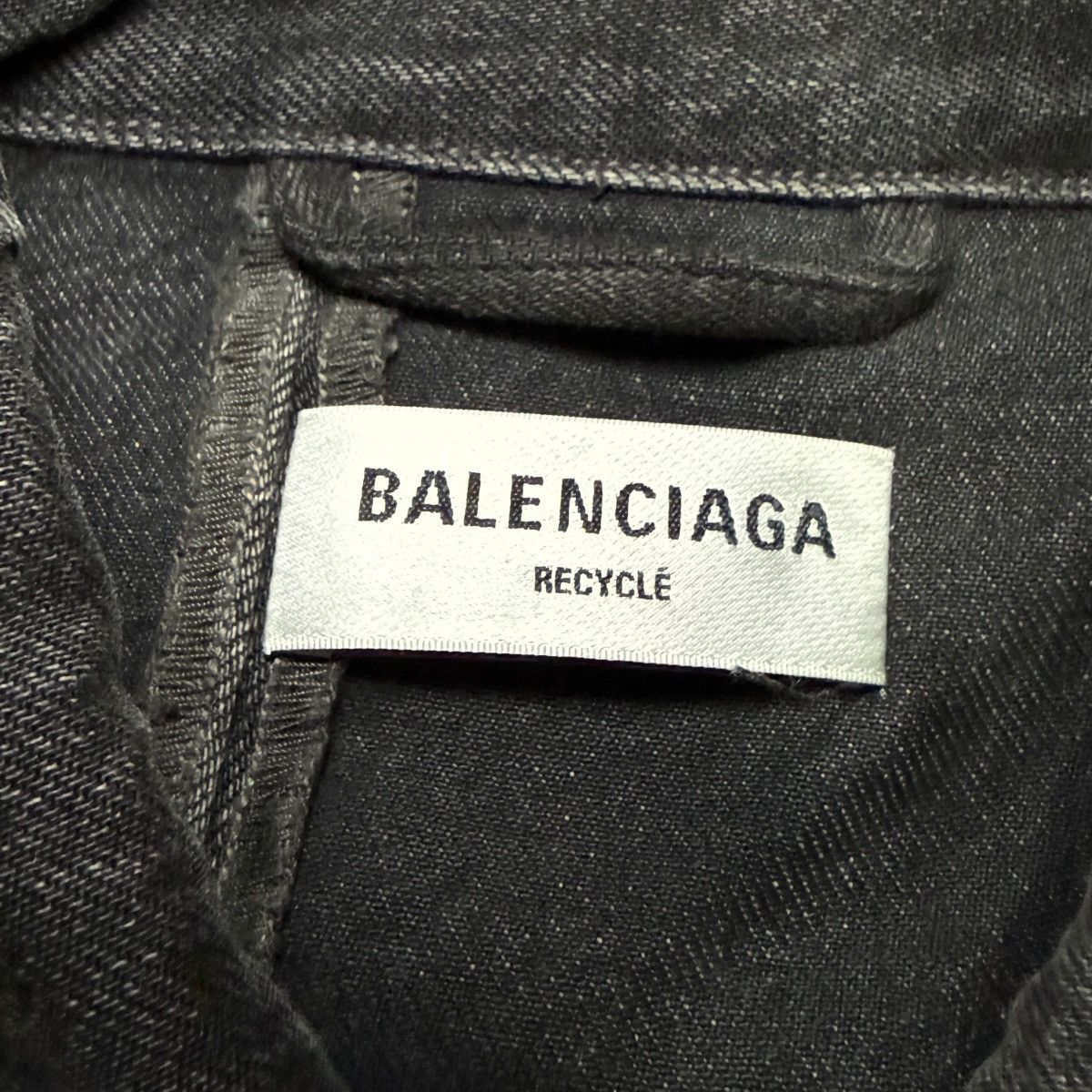 Balenciaga Balenciaga Recycle Patchwork Denim Jacket [RARE SAMPLE] Size US XL / EU 56 / 4 - 3 Thumbnail