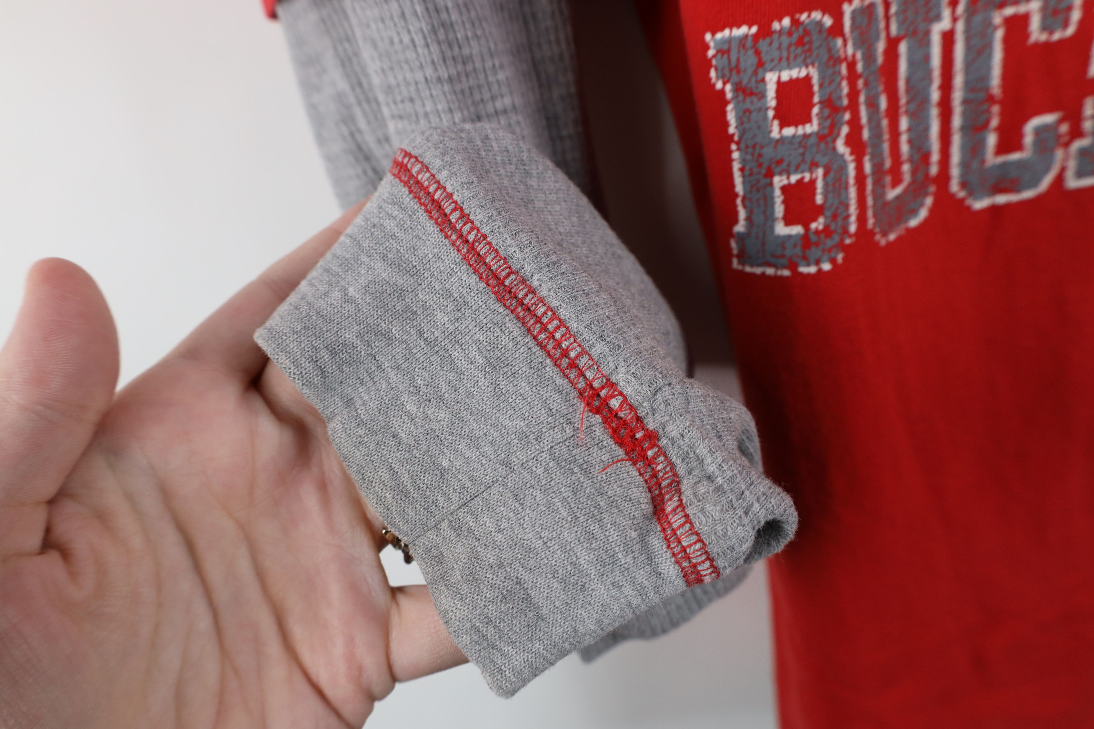 Vintage Vintage Knit Layered Ohio State University Football T-Shirt Size US M / EU 48-50 / 2 - 9 Thumbnail