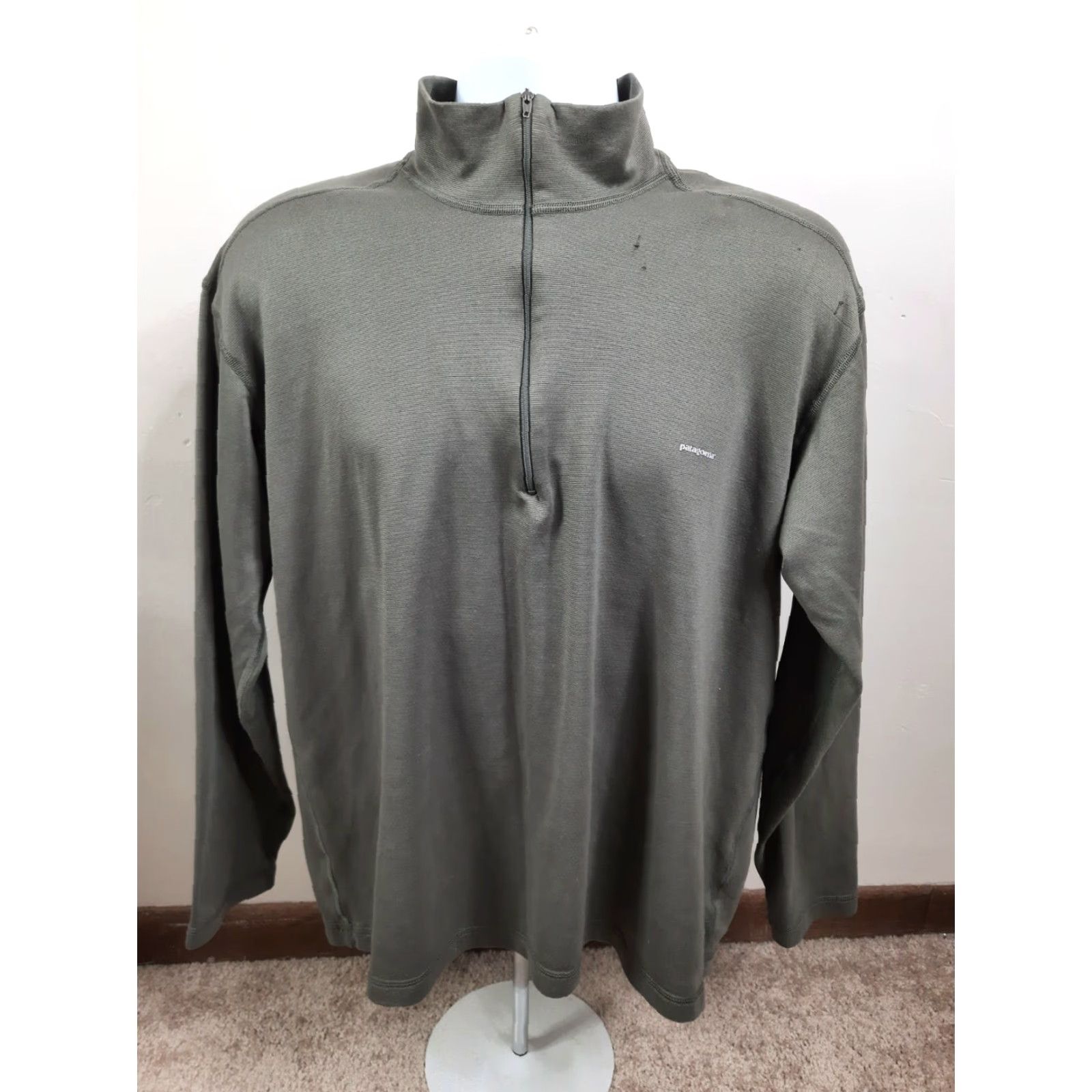 Patagonia Patagonia Capilene Men's 1/4 Zip Green Long Sleeve Shirt XL Activewear Shirt Men Green Capilene 1/4 Zip Logo Athletic Mock Neck Vintage Not Size US XL / EU 56 / 4 - 4 Thumbnail