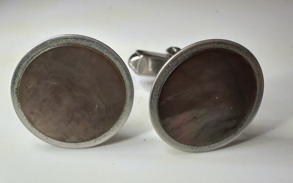 Lot Of Swank Vintage Mother Of Pearl Tuxedo Set & Tie Clip in White, Women's — image 5 of 6