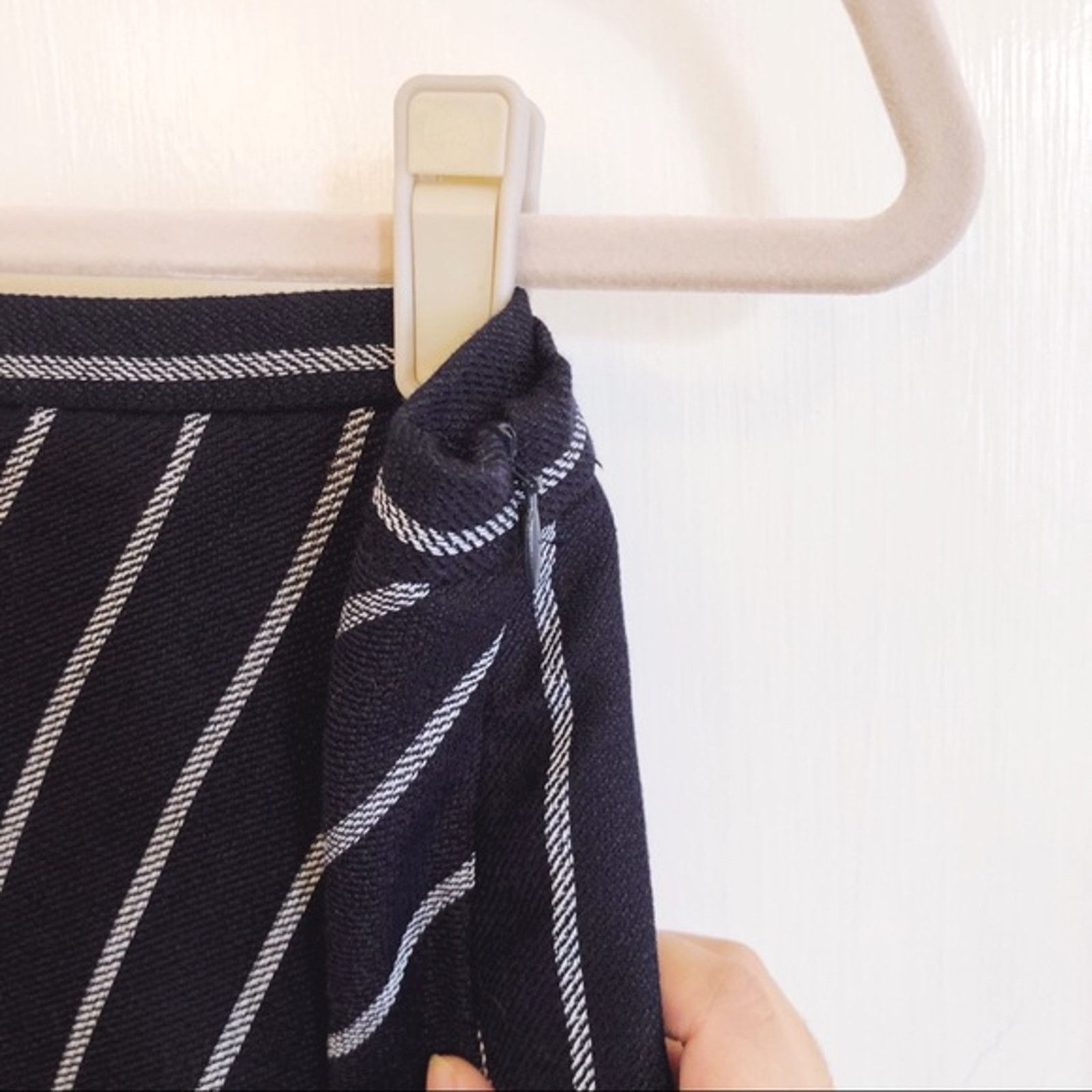 Banana Republic Banana Republic Navy Stripe Wrap A-Line Skirt Size 28" / US 6 / IT 42 - 4 Thumbnail