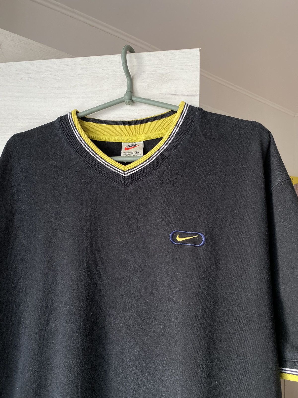 Nike × Vintage Vintage rare nike 90s embroidered logo t-shirt Size US XL / EU 56 / 4 - 2 Thumbnail
