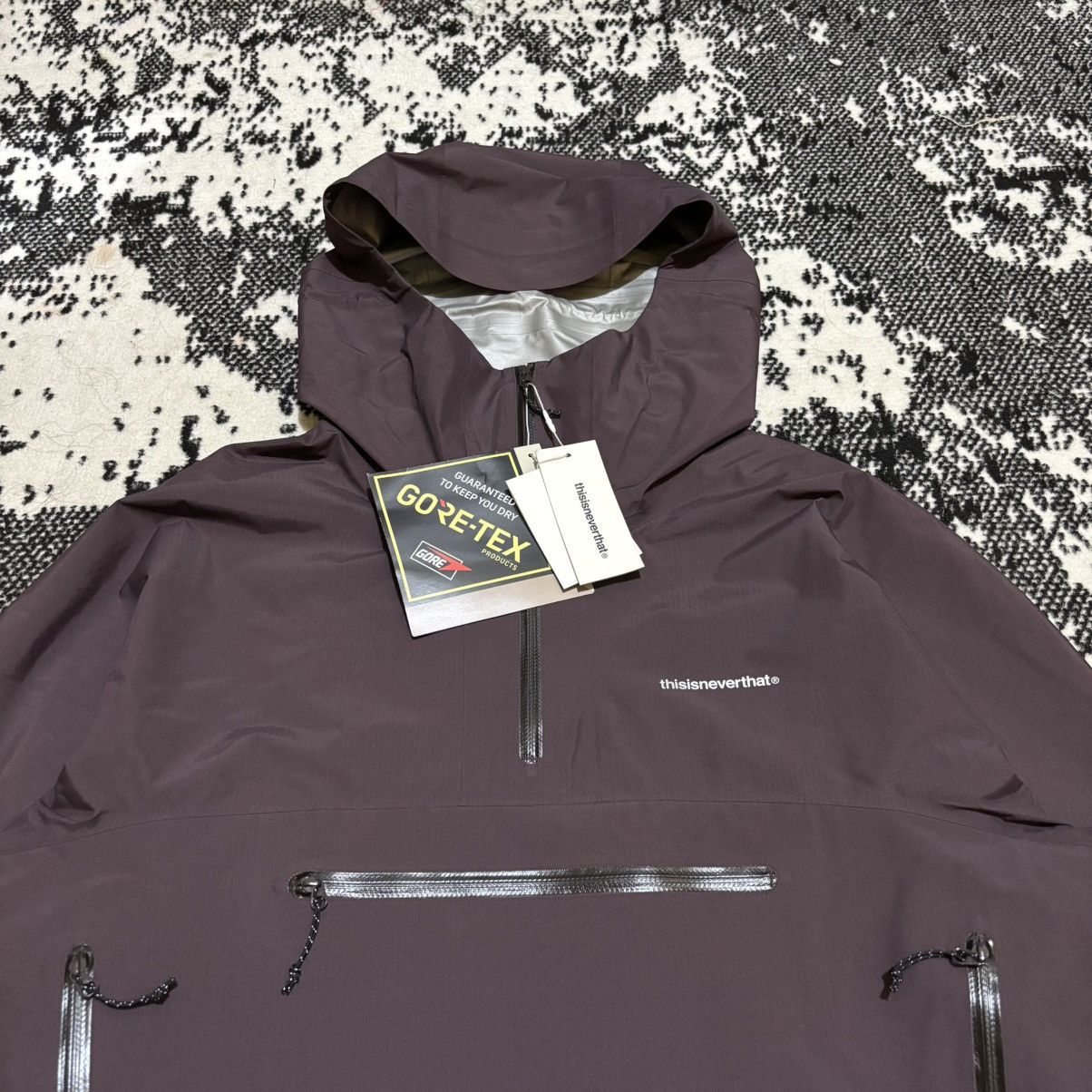 thisisneverthat THISISNEVERTHAT GORE-TEX PACLITE PULLOVER DRAK PURLE Size US L / EU 52-54 / 3 - 2 Thumbnail