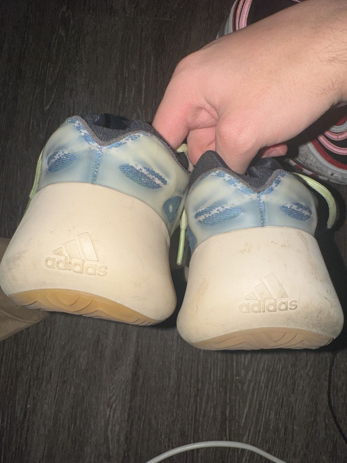 Adidas Yeezy 700 V3 Kyanite Size US 11.5 / EU 44-45 - 6 Thumbnail