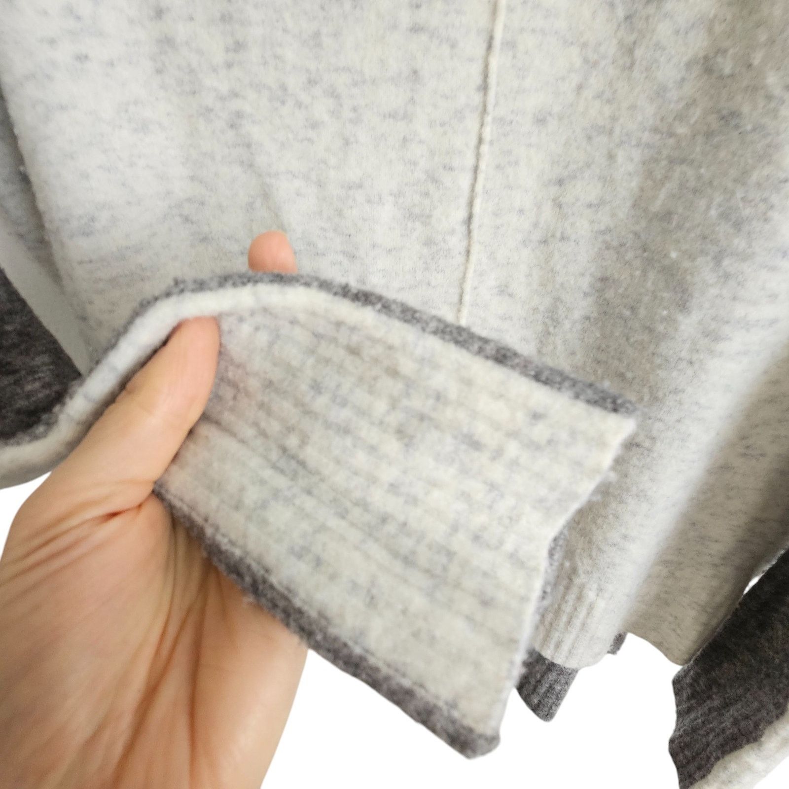 Athleta Athleta Merino Wool Transit Turtleneck Sweater Sz XXS Size XXS / US 00 / IT 34 - 5 Thumbnail