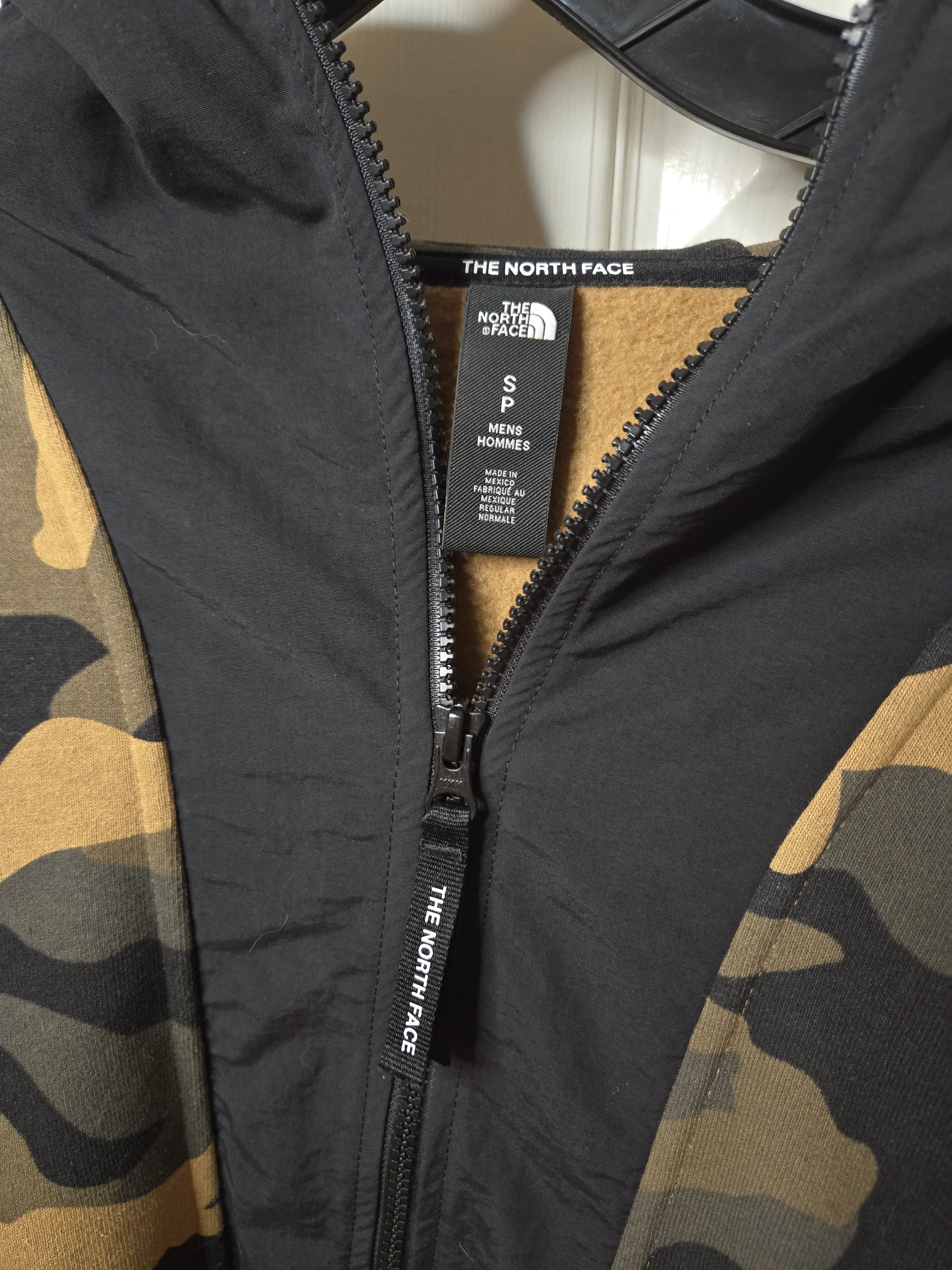 The North Face THE NORTH FACE GRAPHIC PULLOVER HOODIE S Size US S / EU 44-46 / 1 - 3 Thumbnail