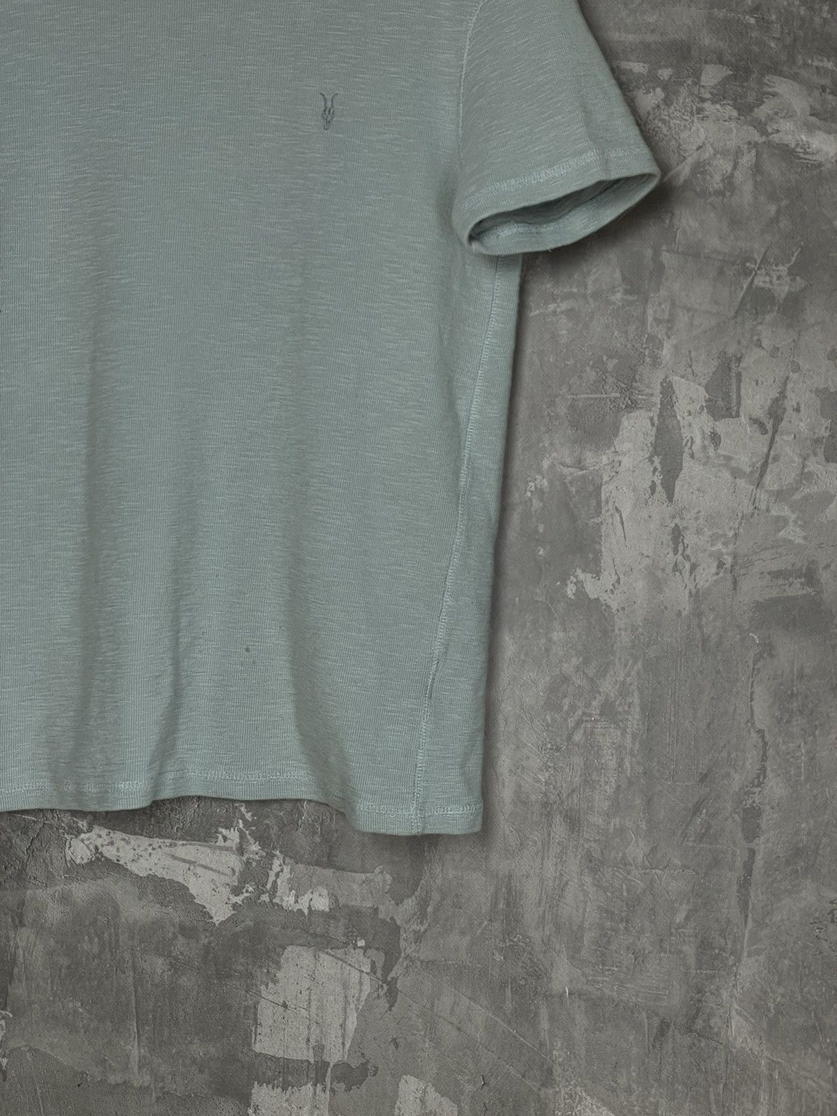 Allsaints Vintage Y2K Allsaints T-shirt luxury Sportswear Size S Size US S / EU 44-46 / 1 - 6 Thumbnail