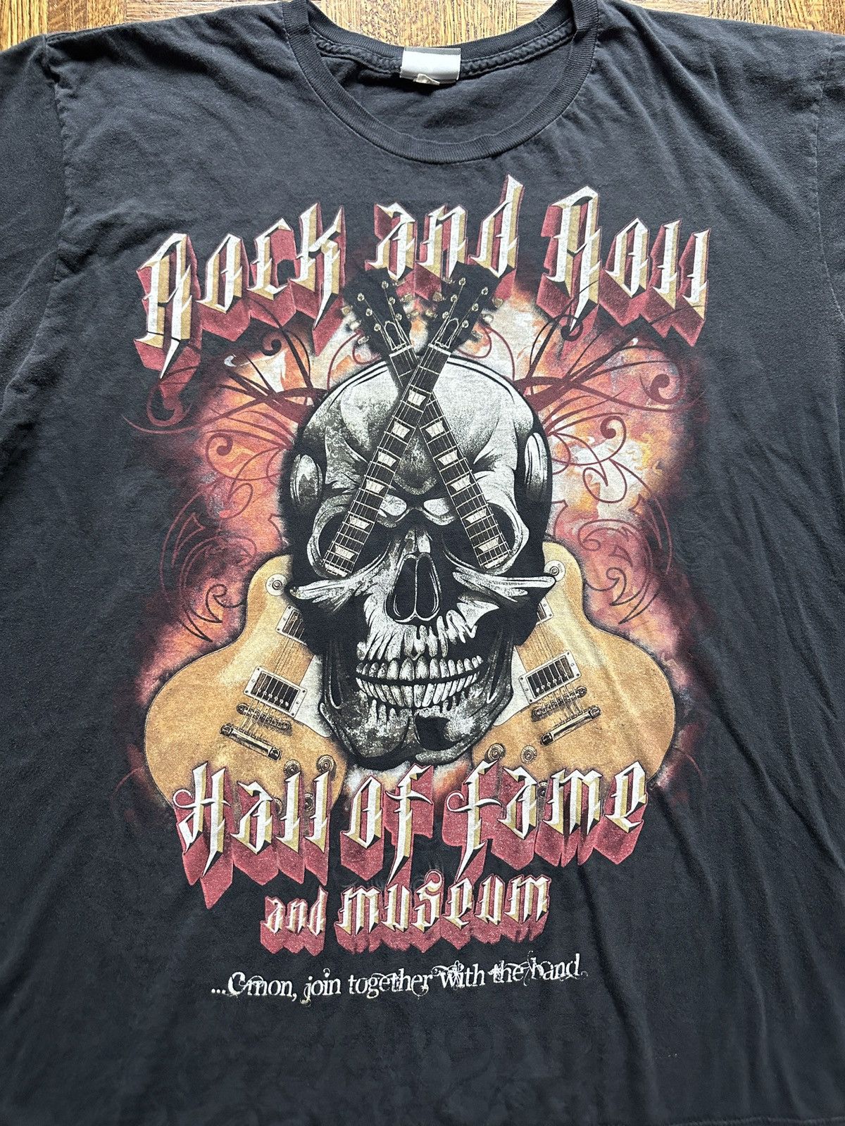 Band Tees Vintage Y2K Rock and Roll Hall of Fame Graphic Tee Size US L / EU 52-54 / 3 - 2 Thumbnail