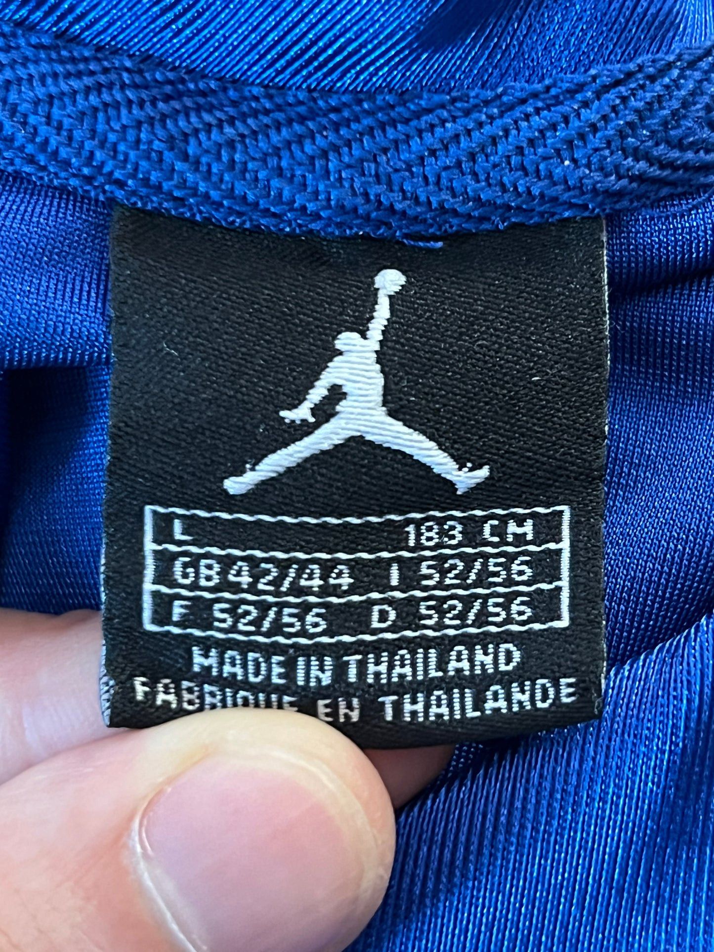 Vintage Air Jordan Jersey Suit Men's Basketball Tee & Sport Shorts Size US L / EU 52-54 / 3 - 11 Thumbnail