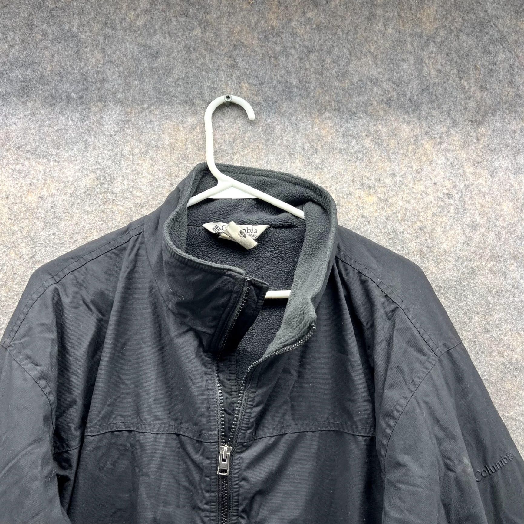 Vintage VINTAGE Columbia Jacket Men XL Black Full Zip Fleece Lined Bomber Nylon Sportswear Vtg Size US XL / EU 56 / 4 - 2 Thumbnail