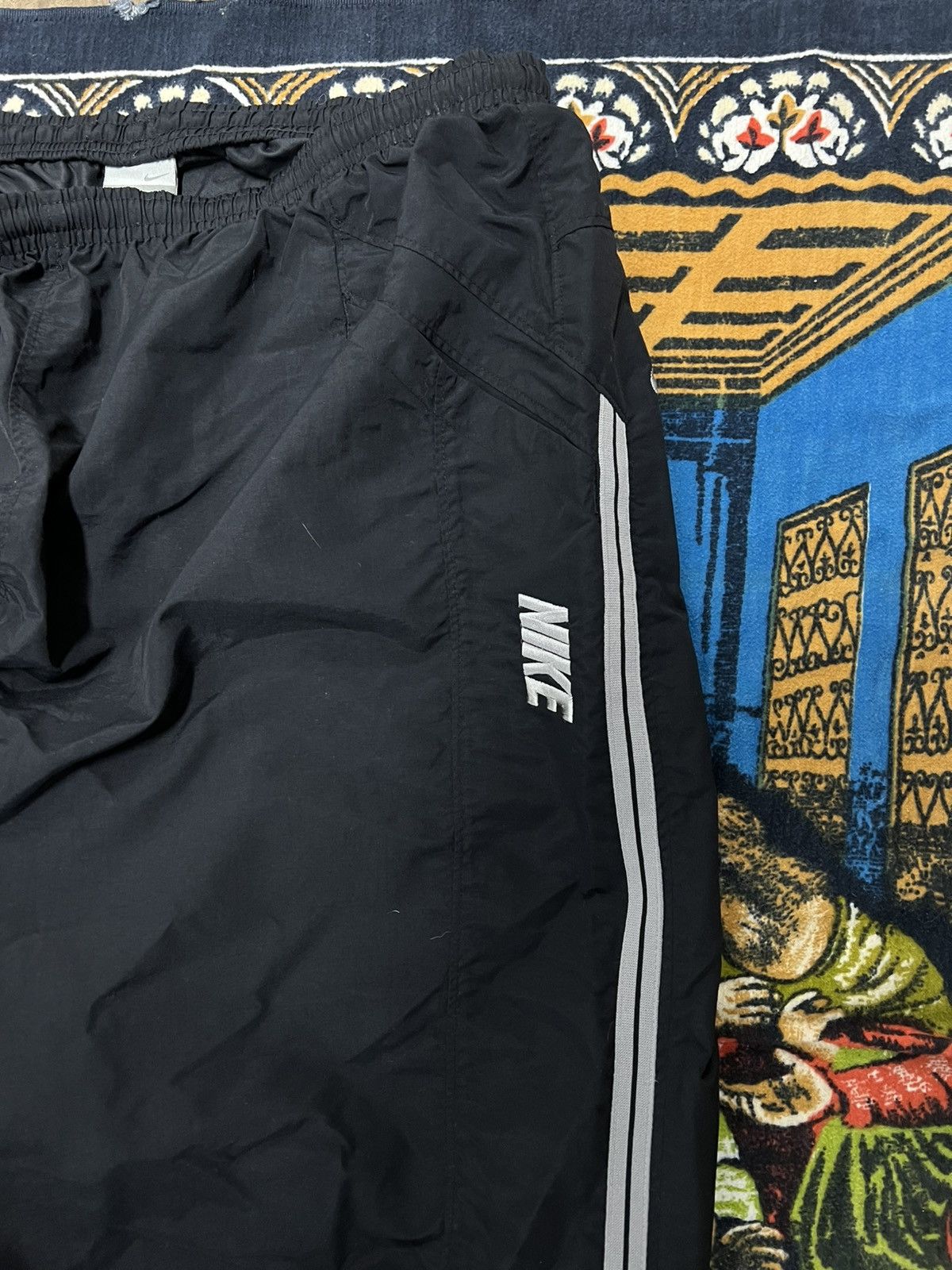 Nike Black Nike track pants size L side stripes baggy skater y2k Size US 34 / EU 50 - 6 Thumbnail