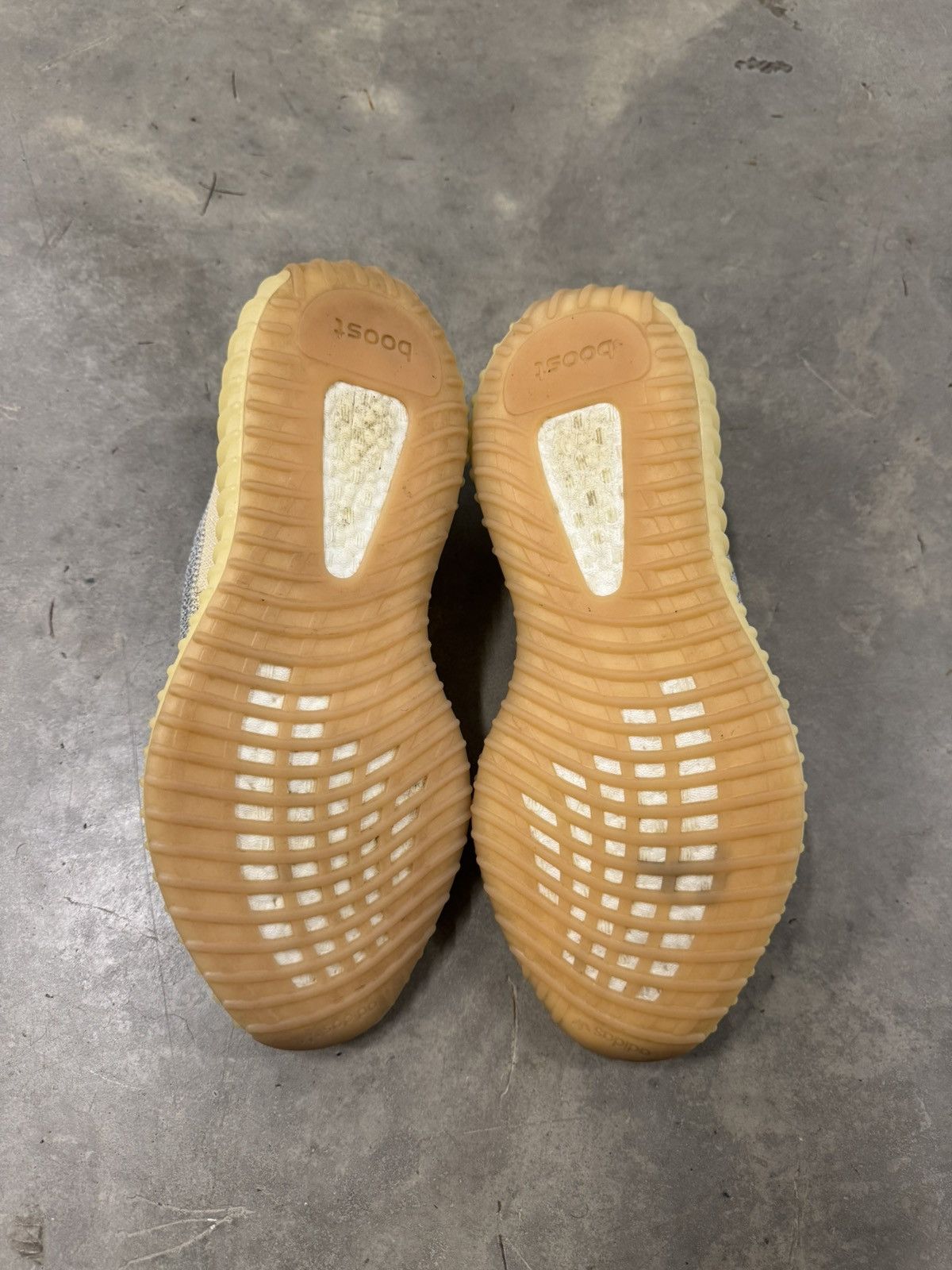 Adidas Adidas Yeezy 350 V2 Linen Size 10 Size US 10 / EU 43 - 6 Thumbnail