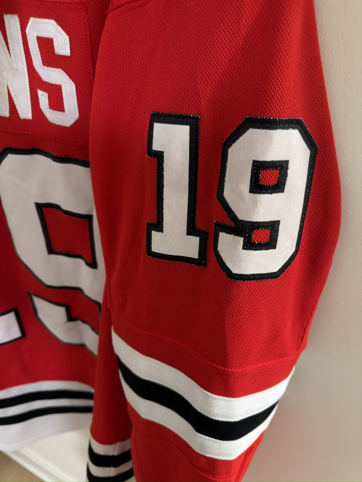 Adidas Jonathan Toews Chicago Blackhawks Jersey Size US L / EU 52-54 / 3 - 3 Thumbnail