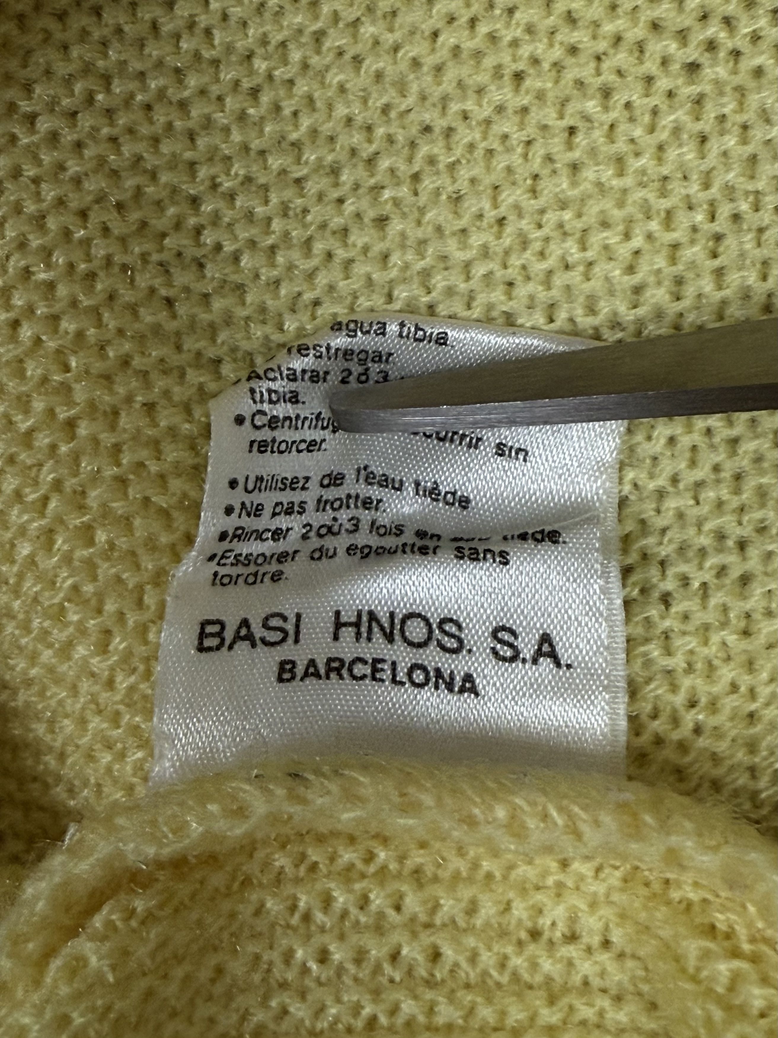 Lacoste Vintage 90s Lacoste Made in Spain Sweater Yellow Style Size US L / EU 52-54 / 3 - 6 Thumbnail