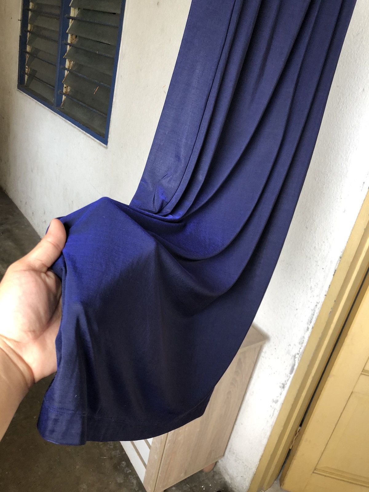 Pleats Please Issey Miyake ✨Vintage Issey Miyake Shiny Blue Stretchable Midi Skirt Size 25" / US 0 / IT 36 - 11 Thumbnail