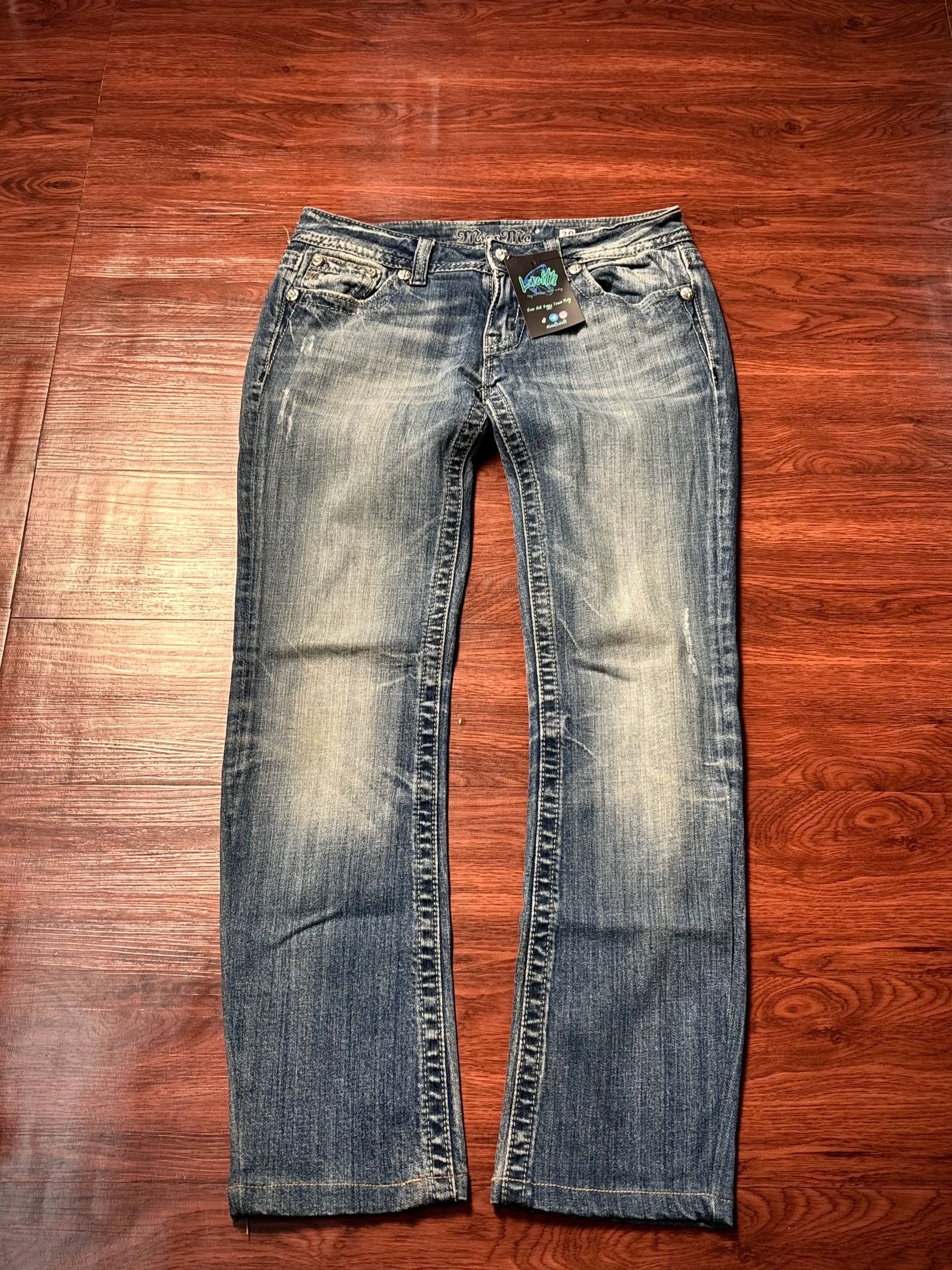 Miss Me Vintage Y2K Miss Me Distressed Cross Embroidery Flare Pants Size 30" / US 8 / IT 44 - 3 Thumbnail