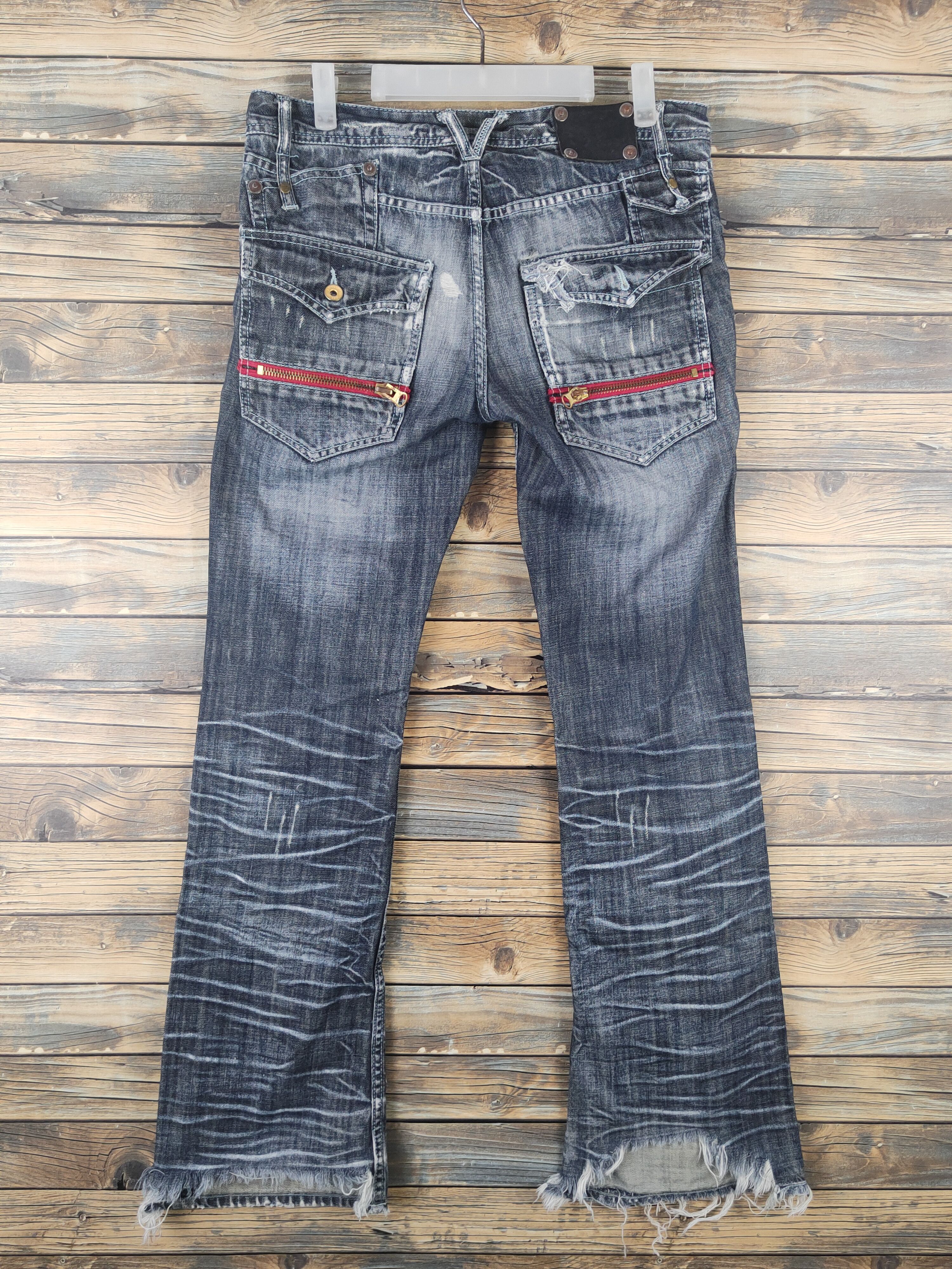 semanticdesign DL Semanticdesign Dark Blue Distressed Ripped Jeans #46-012 Size US 32 / EU 48 - 7 Thumbnail