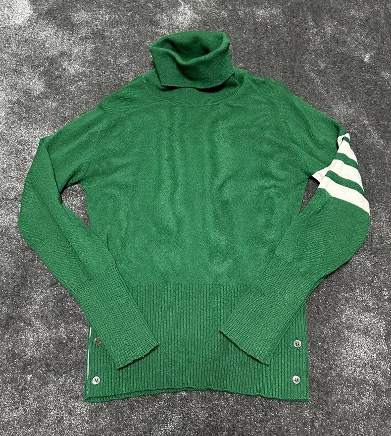 Thom Browne Thom Browne Green cashmere high collar sweater Size M / US 6-8 / IT 42-44 - 1 Thumbnail