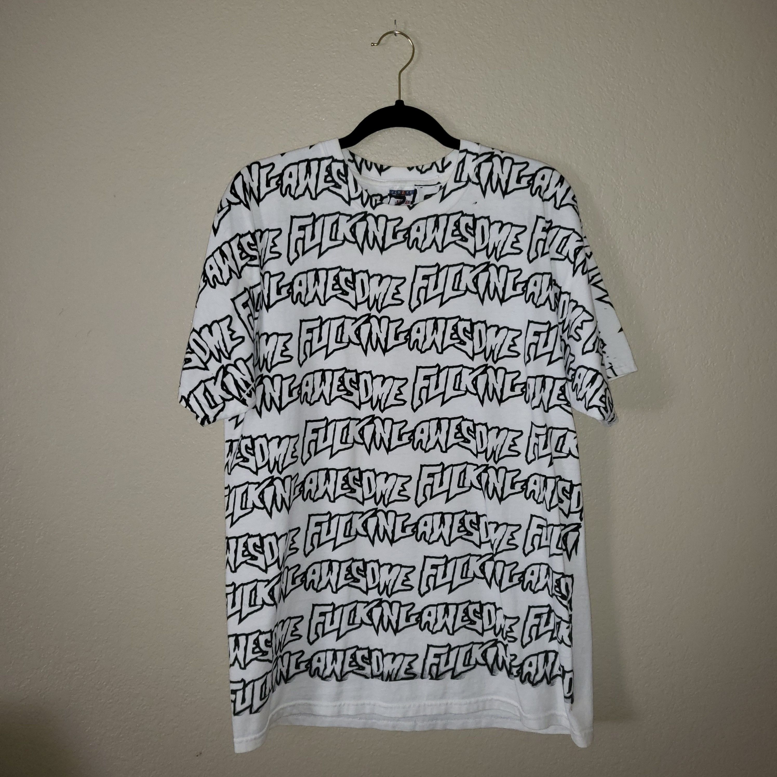 Fucking Awesome 2011 Sample all over logo tee Size US L / EU 52-54 / 3 - 1 Thumbnail