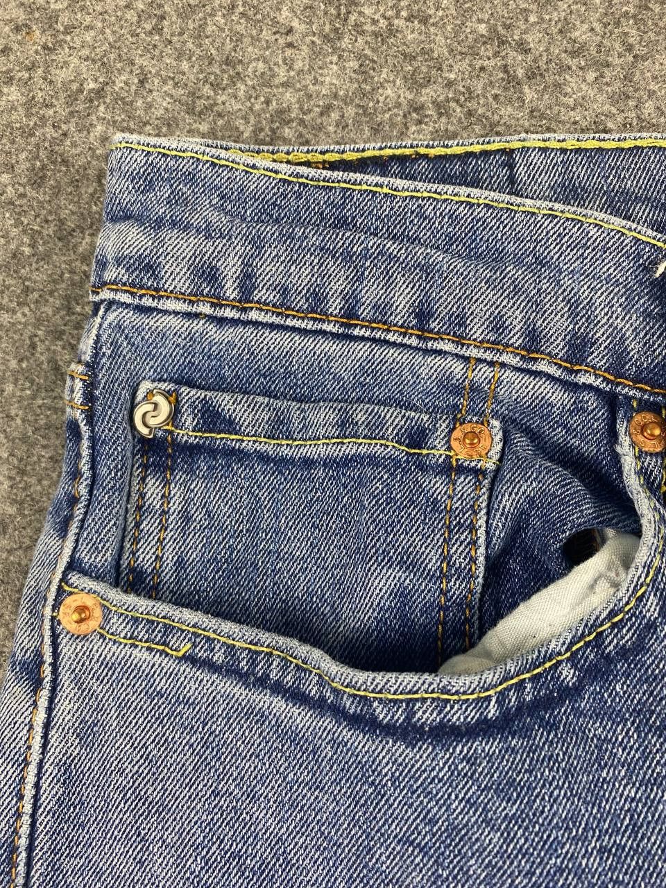 Levi's levis denizen relaxed fit distressed denim Size US 33 - 10 Thumbnail
