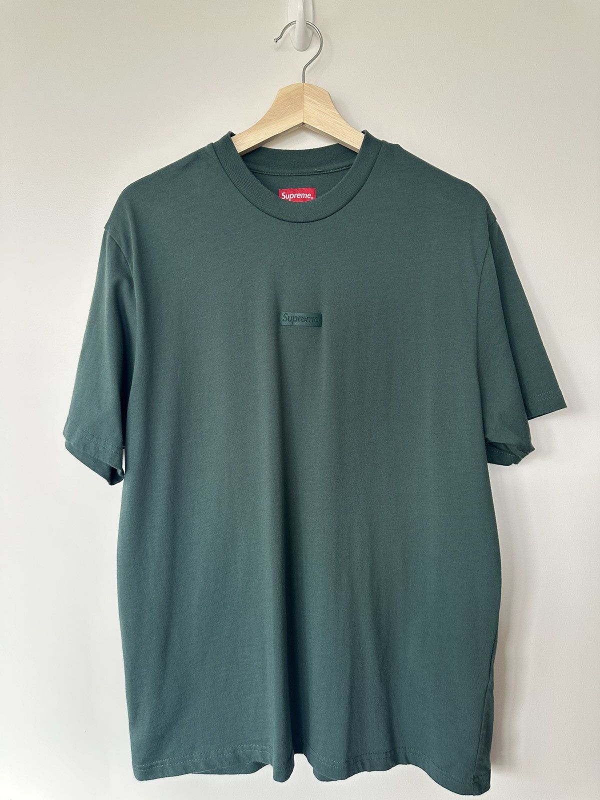 Supreme Supreme High Density Small Box S/S Top Size US M / EU 48-50 / 2 - 2 Thumbnail