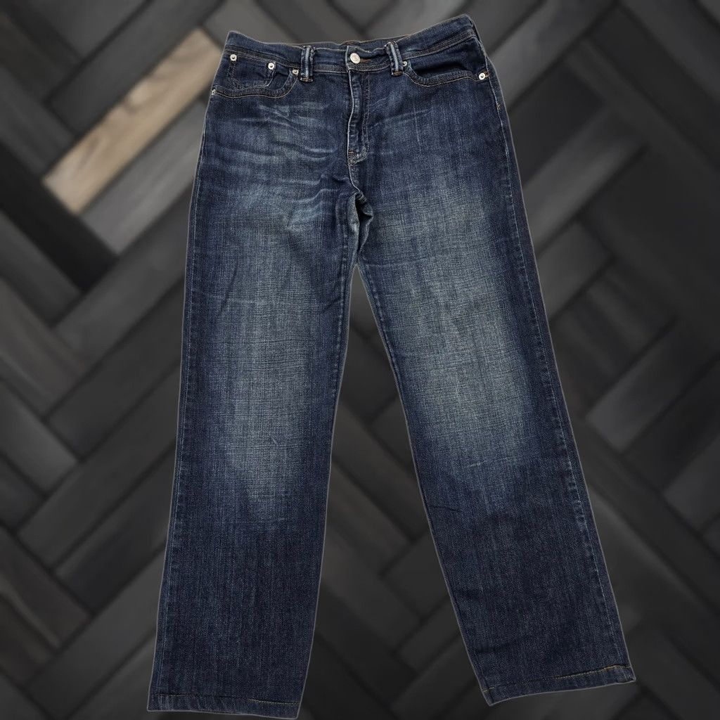 Levi's Levi's Men's Blue Straight Jeans Mid Rise Button Patch Logo 5-Pocket Regular Waist 32 Inseam 26 Denim Cotton Elastane Jeans Size US 32 / EU 48 - 1 Thumbnail