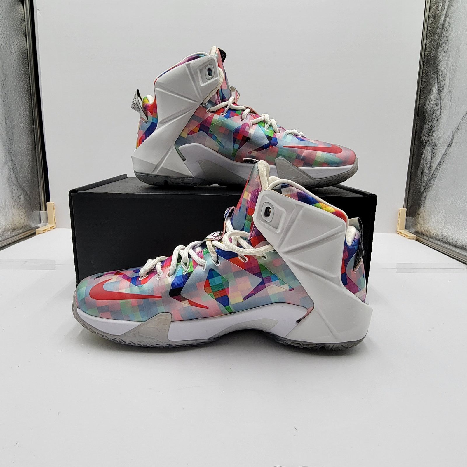 Nike Nike LeBron 12 Ext 'Prism' Sz 7.5 748861-900 (185) Size US 7.5 / EU 40-41 - 2 Thumbnail