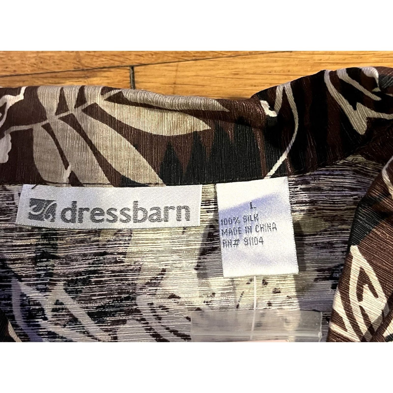Vintage VINTAGE Dressbarn Silk Floral Shirt Pants Set Women’s L Brown 90s Floral Shirt Pants Set Mens Women’s Girl Boy? Size L / US 10 / IT 46 - 6 Thumbnail