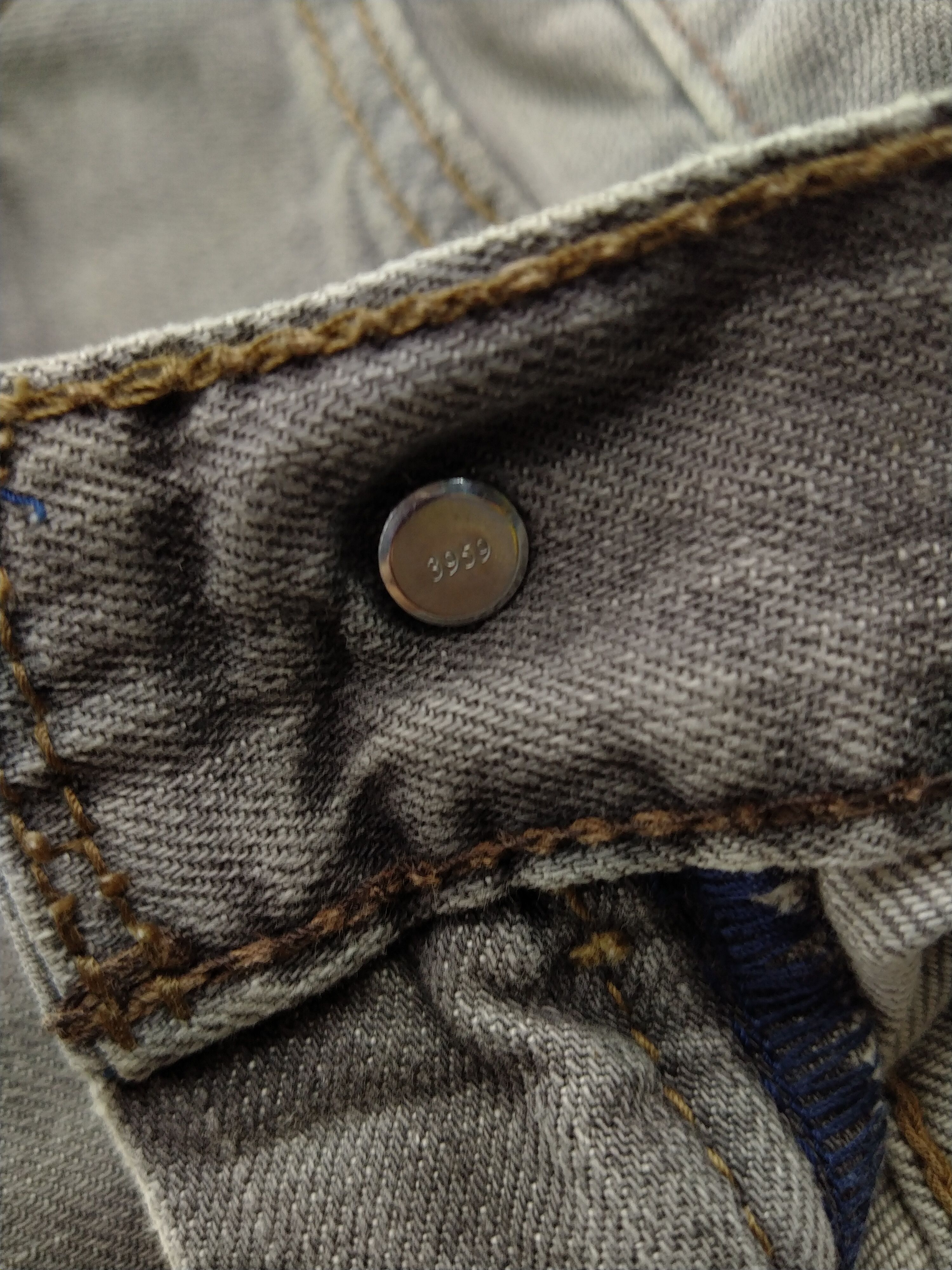 Levi's Light Grey Vintage Levi's 511 Jeans 33x28 Denim -JG025 Size US 33 - 7 Thumbnail